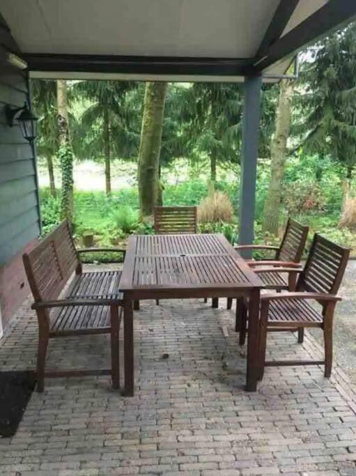 Heerlijk huis in een prachtige bosrijke omgeving.