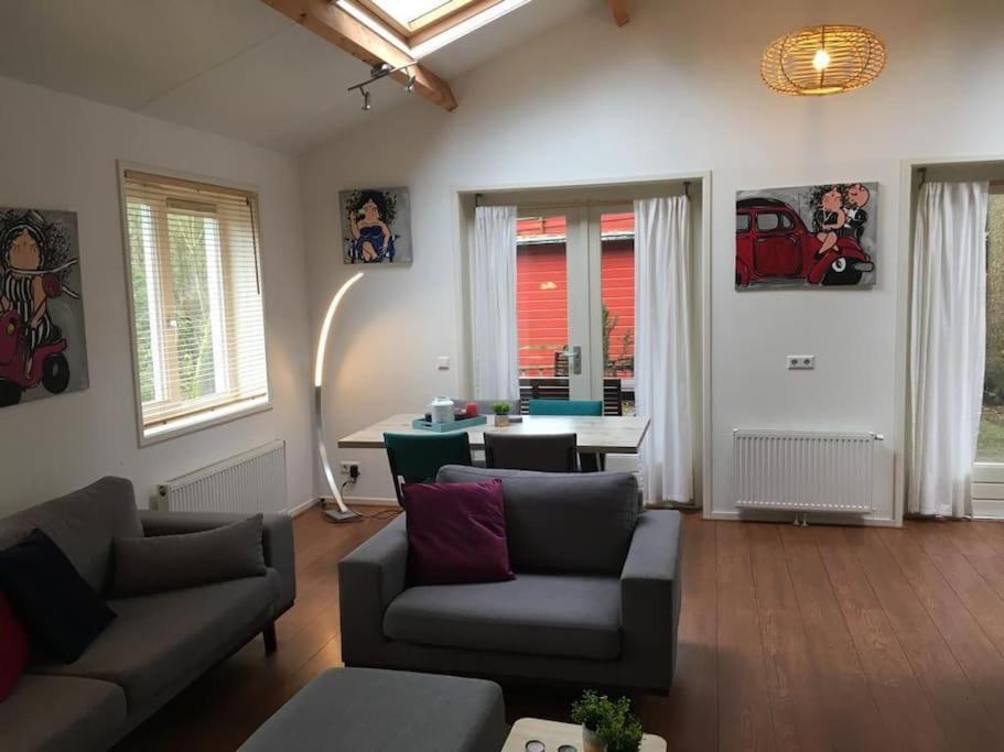 Heerlijk huis in een prachtige bosrijke omgeving.