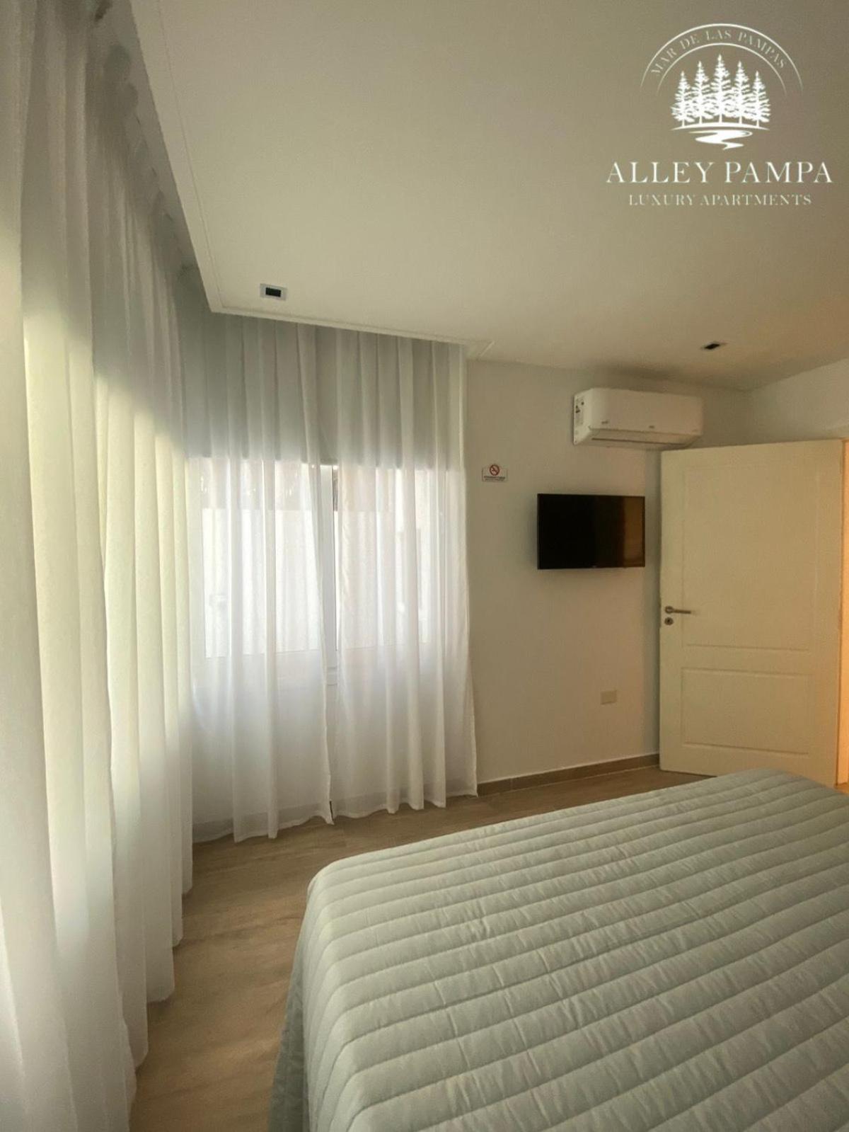 Alley Pampa