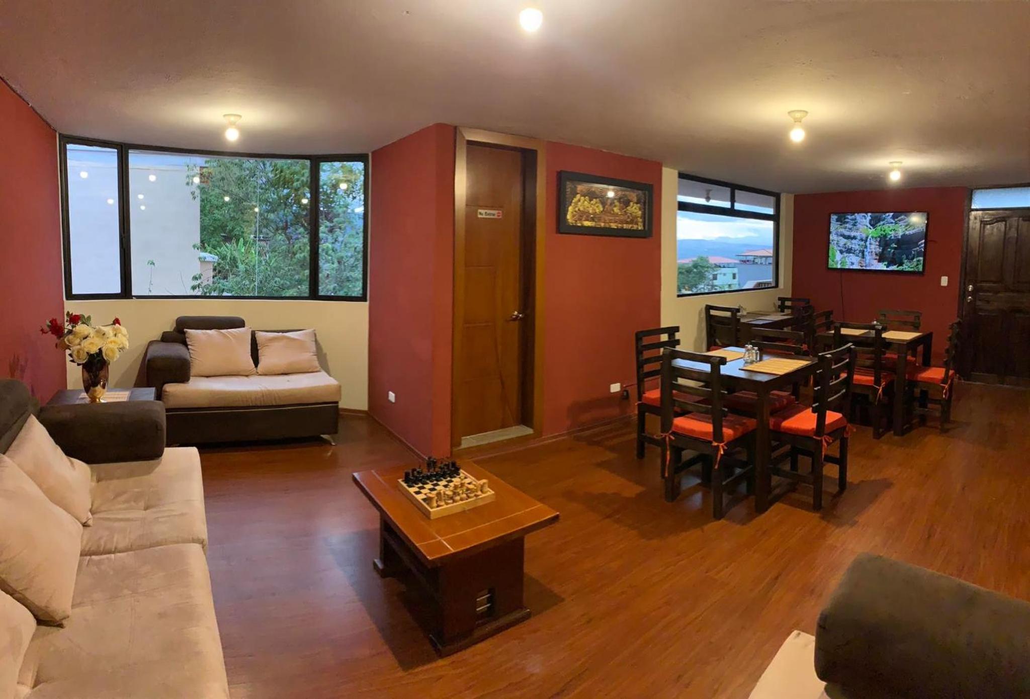 Hostal Casa San Fernando Tumbaco