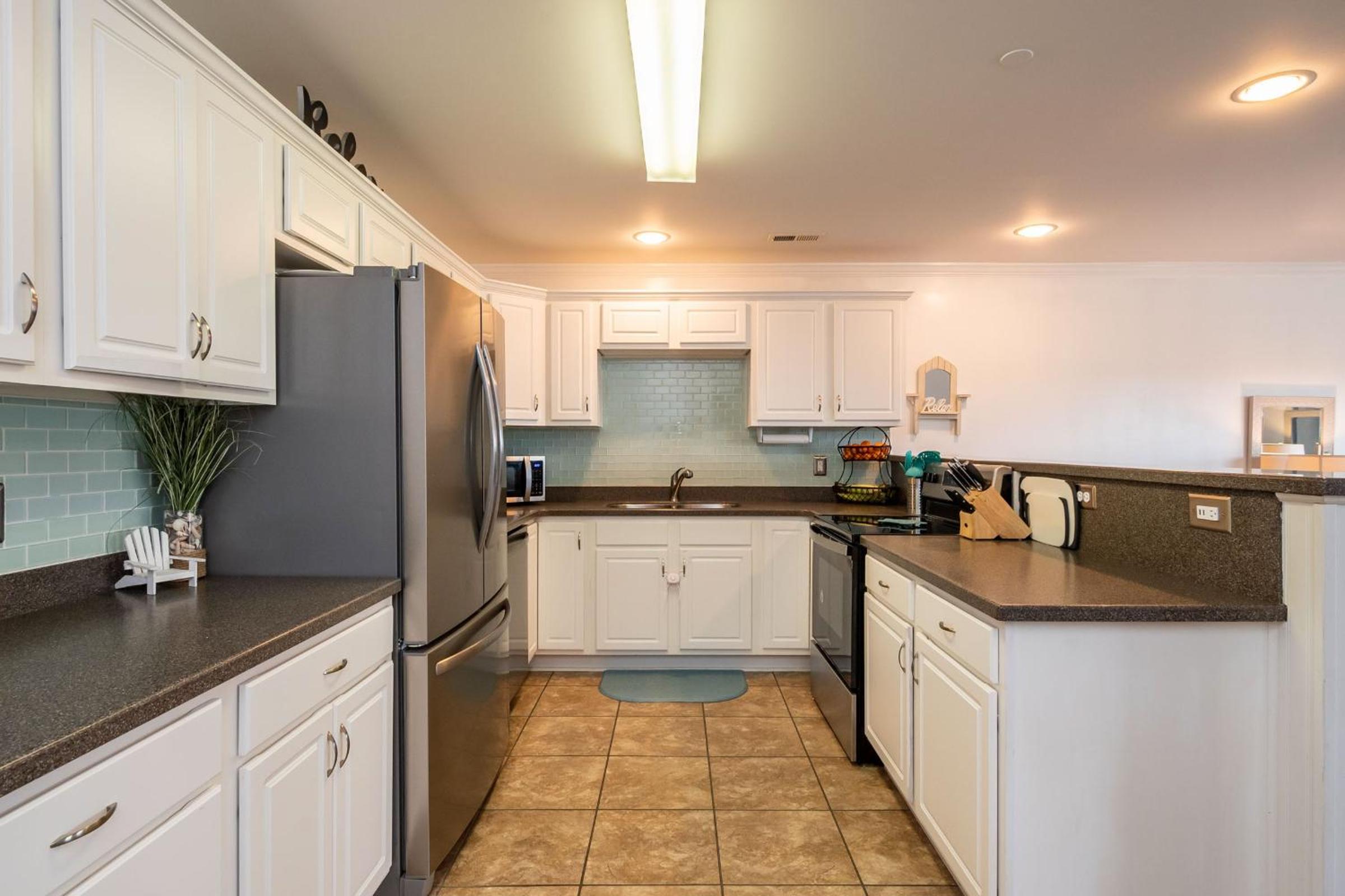 Tres Pajaritos by Oak Island Accommodations