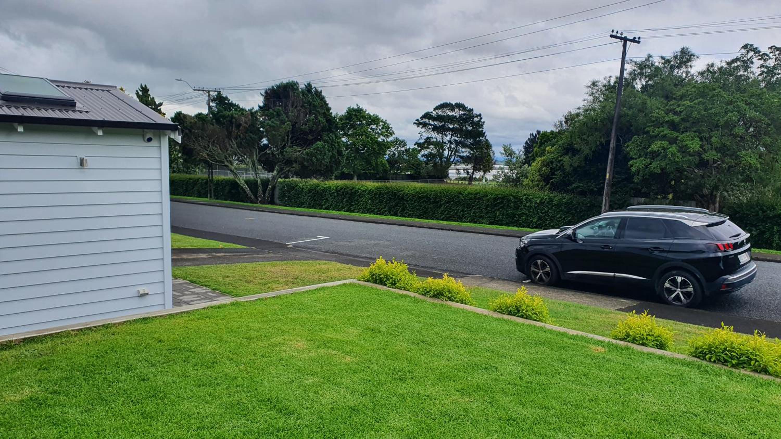 Retro on Queen, Papakura