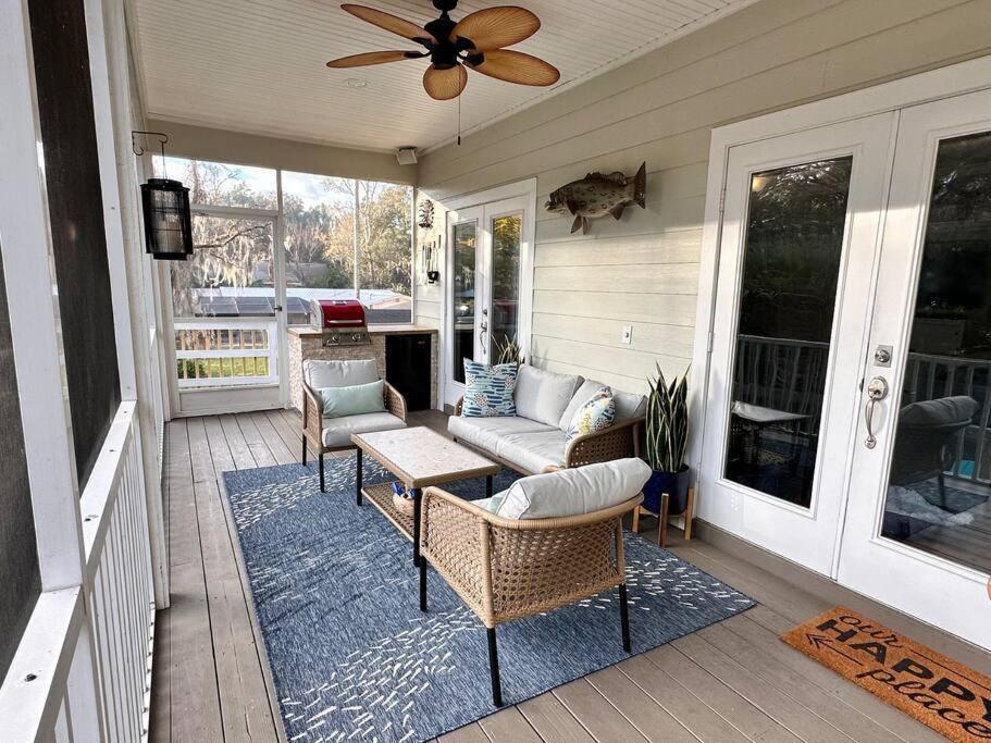 Canal-Front Home on 73ft Dock!