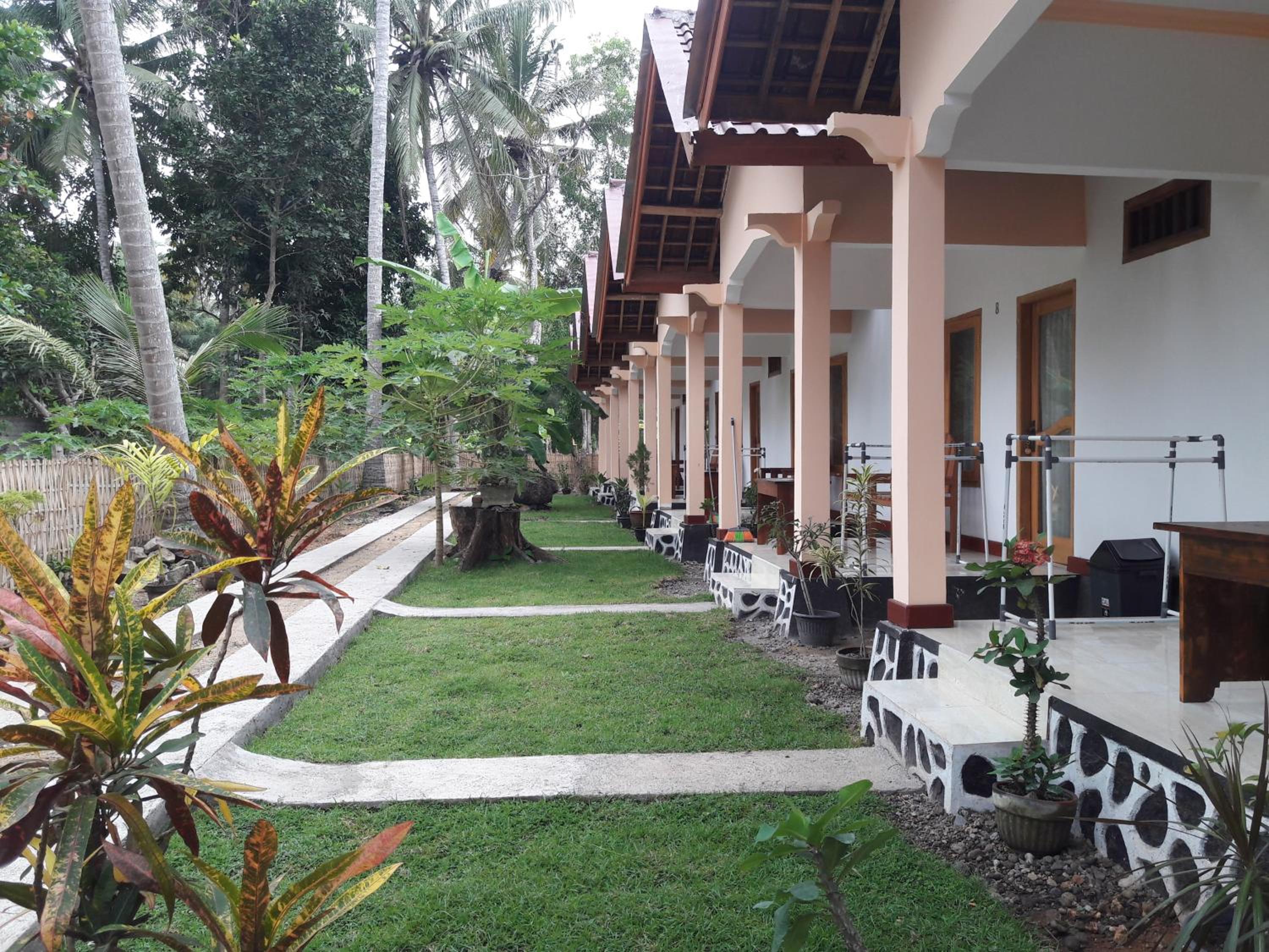 Kuta Garden Homestay view 2