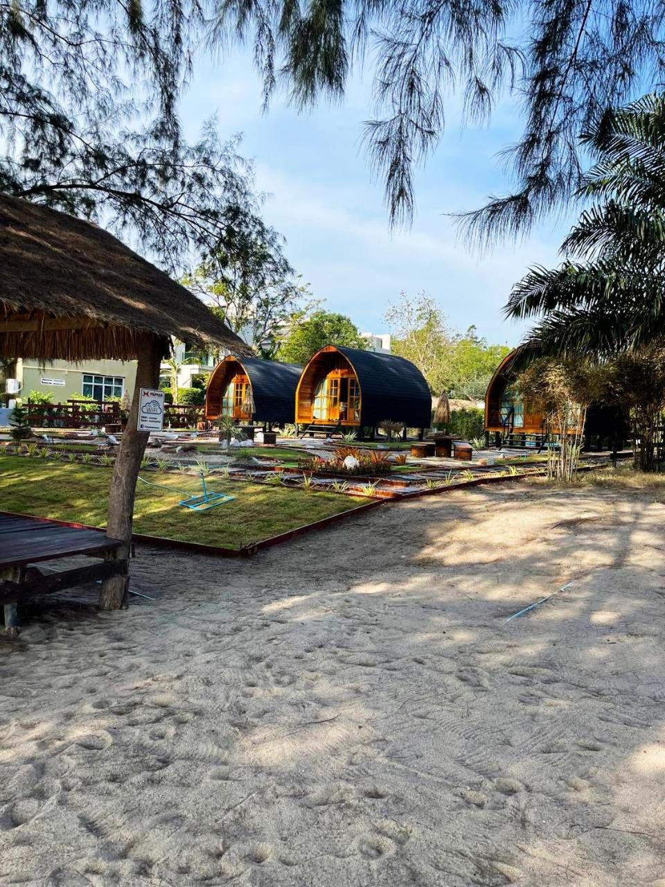 Hotel Mumsa Beach Resort & Restaurant - Image 1