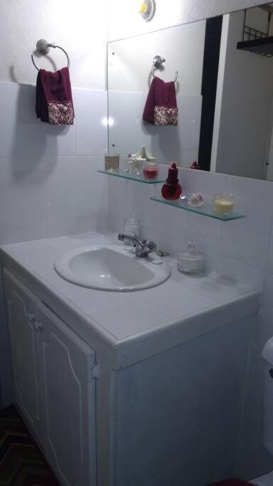 So-neez Upstairs apt