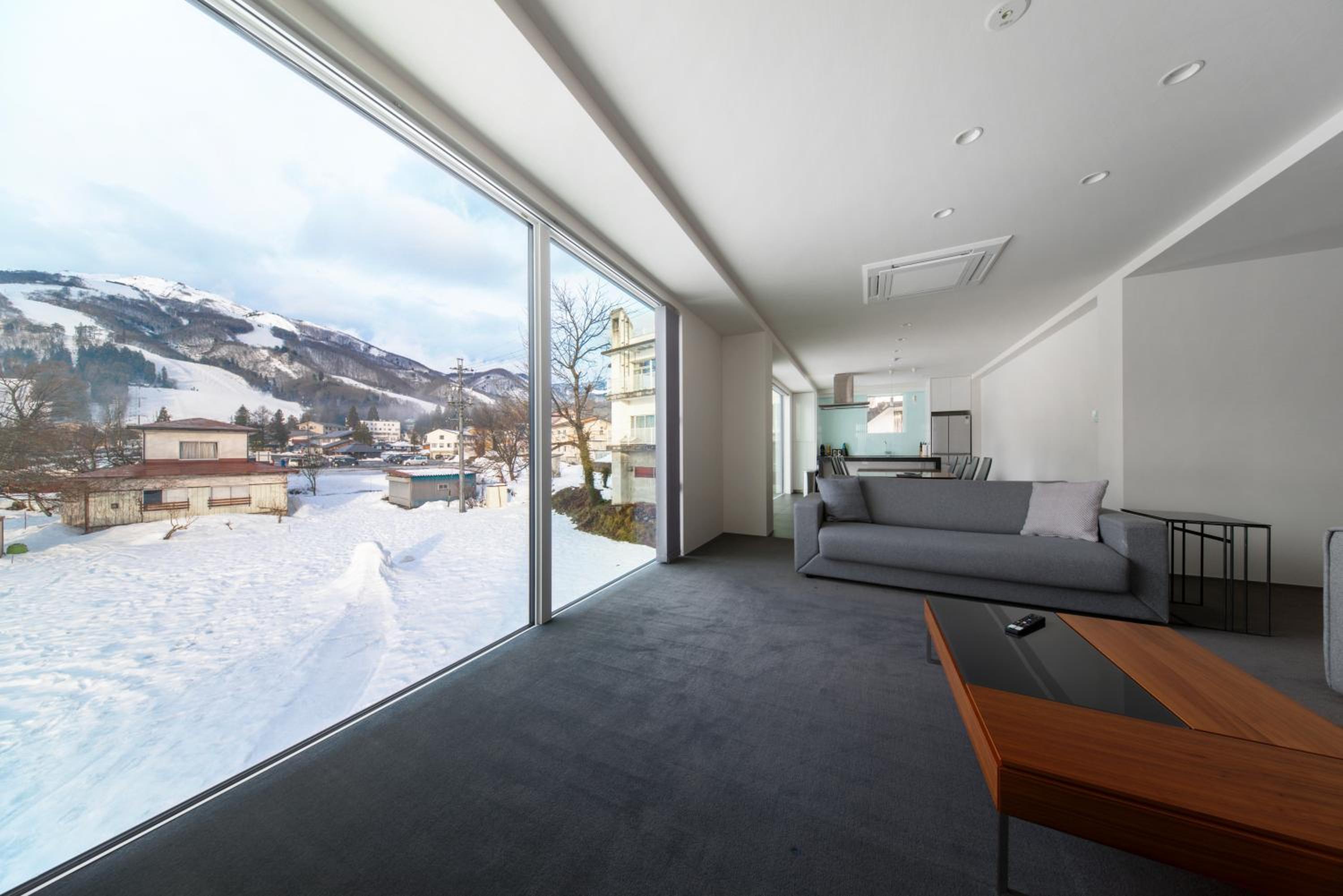 Bluebird Apartments by The Hakuba Collection