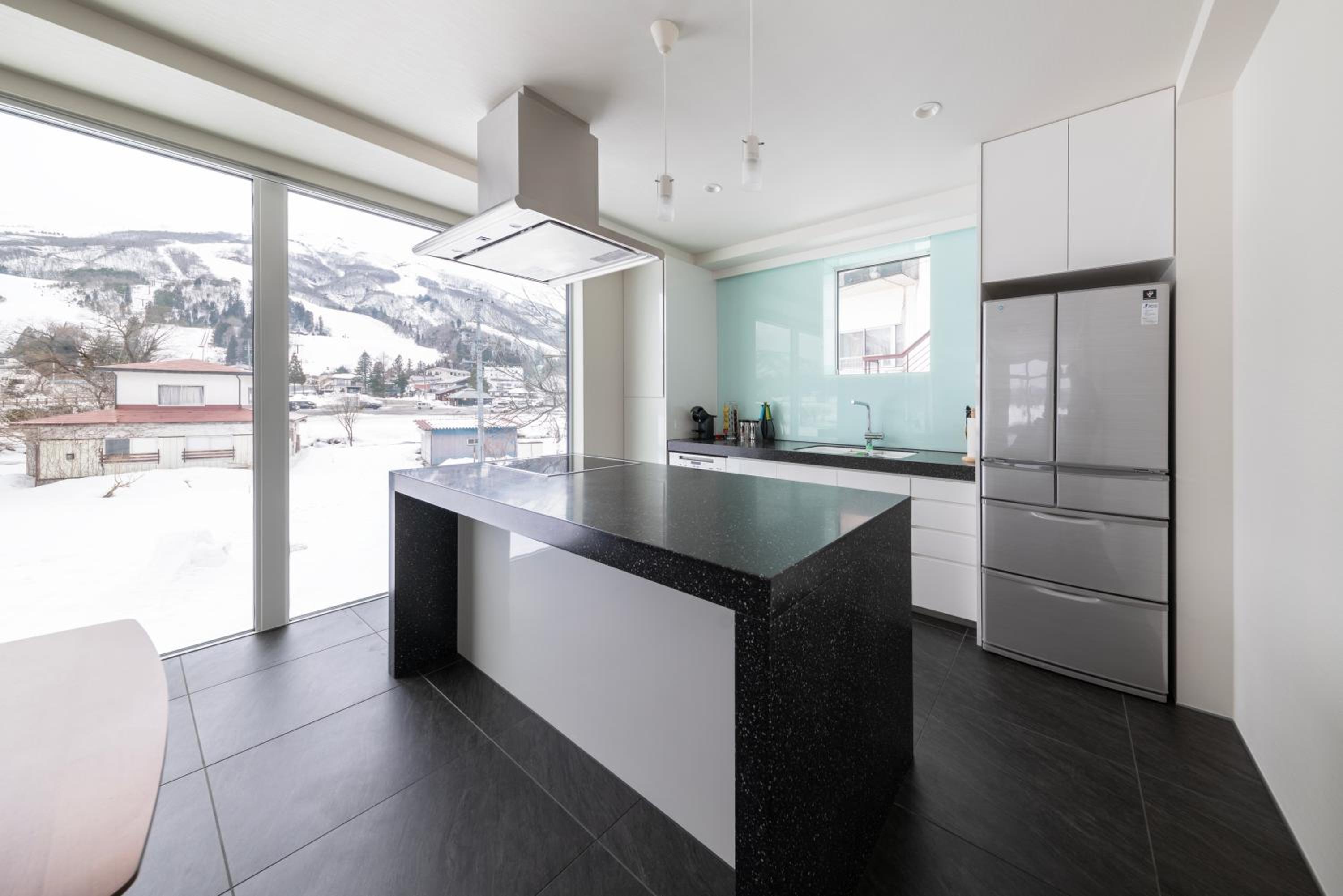 Bluebird Apartments by The Hakuba Collection