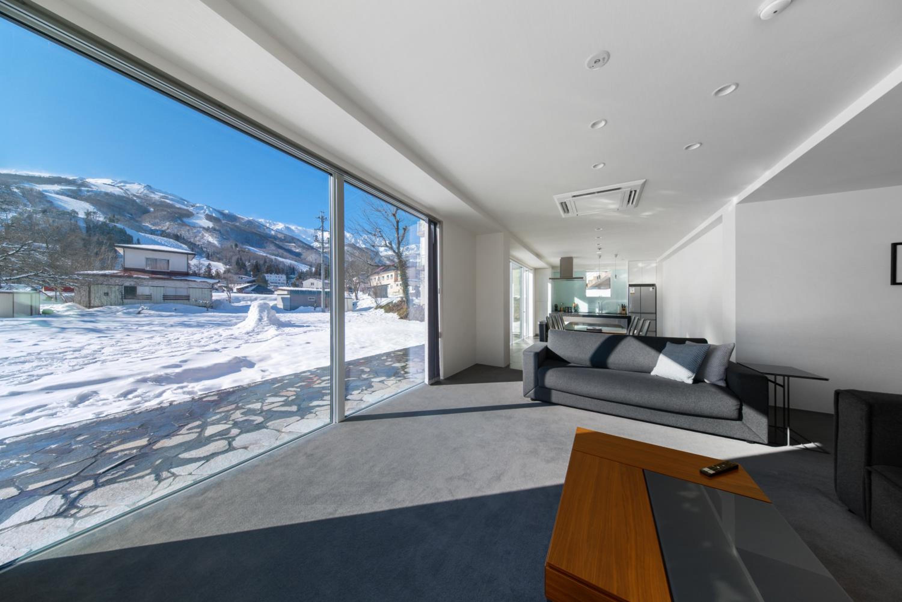 Bluebird Apartments by The Hakuba Collection