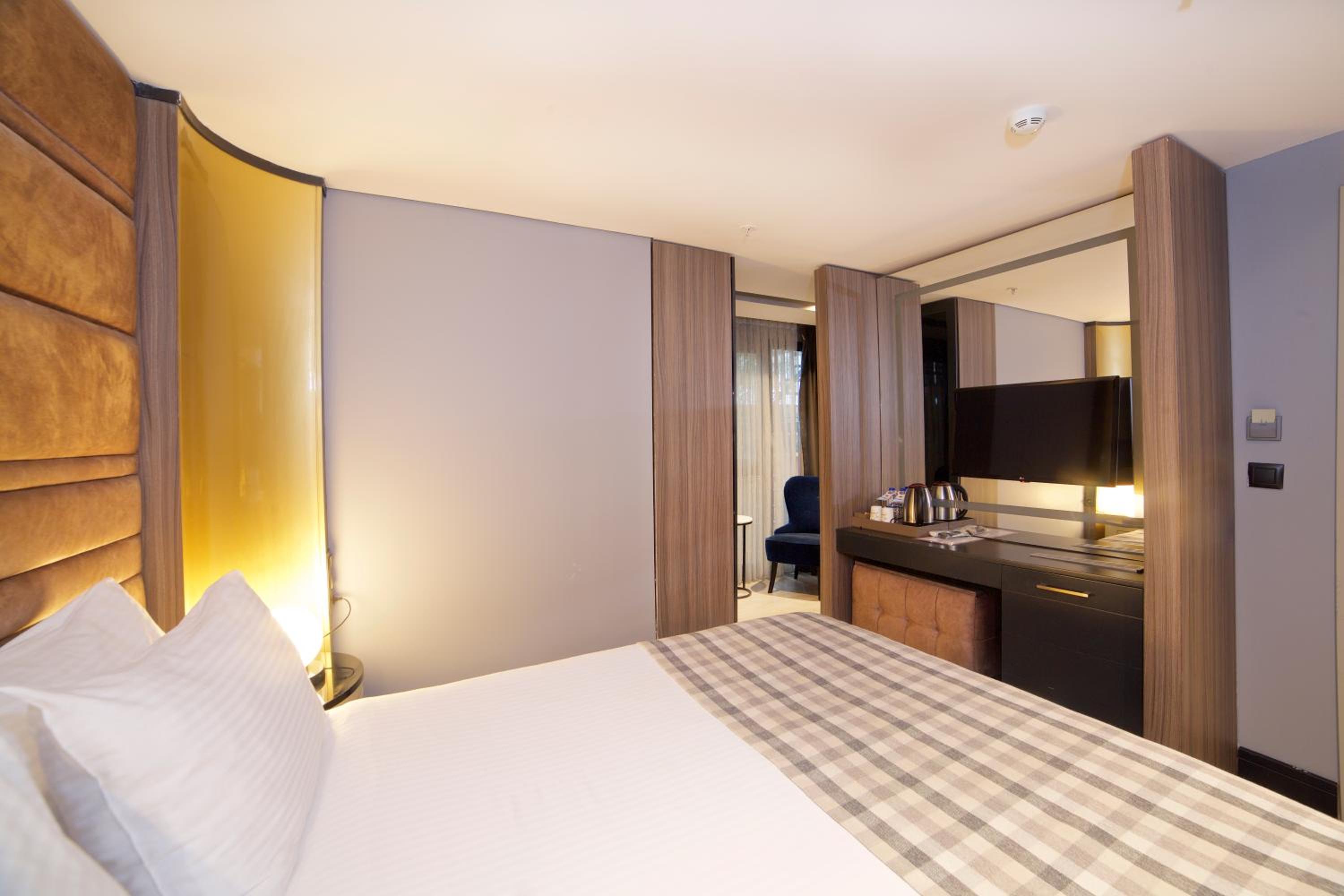 Dosso Dossi Otelleri Laleli - Image 36