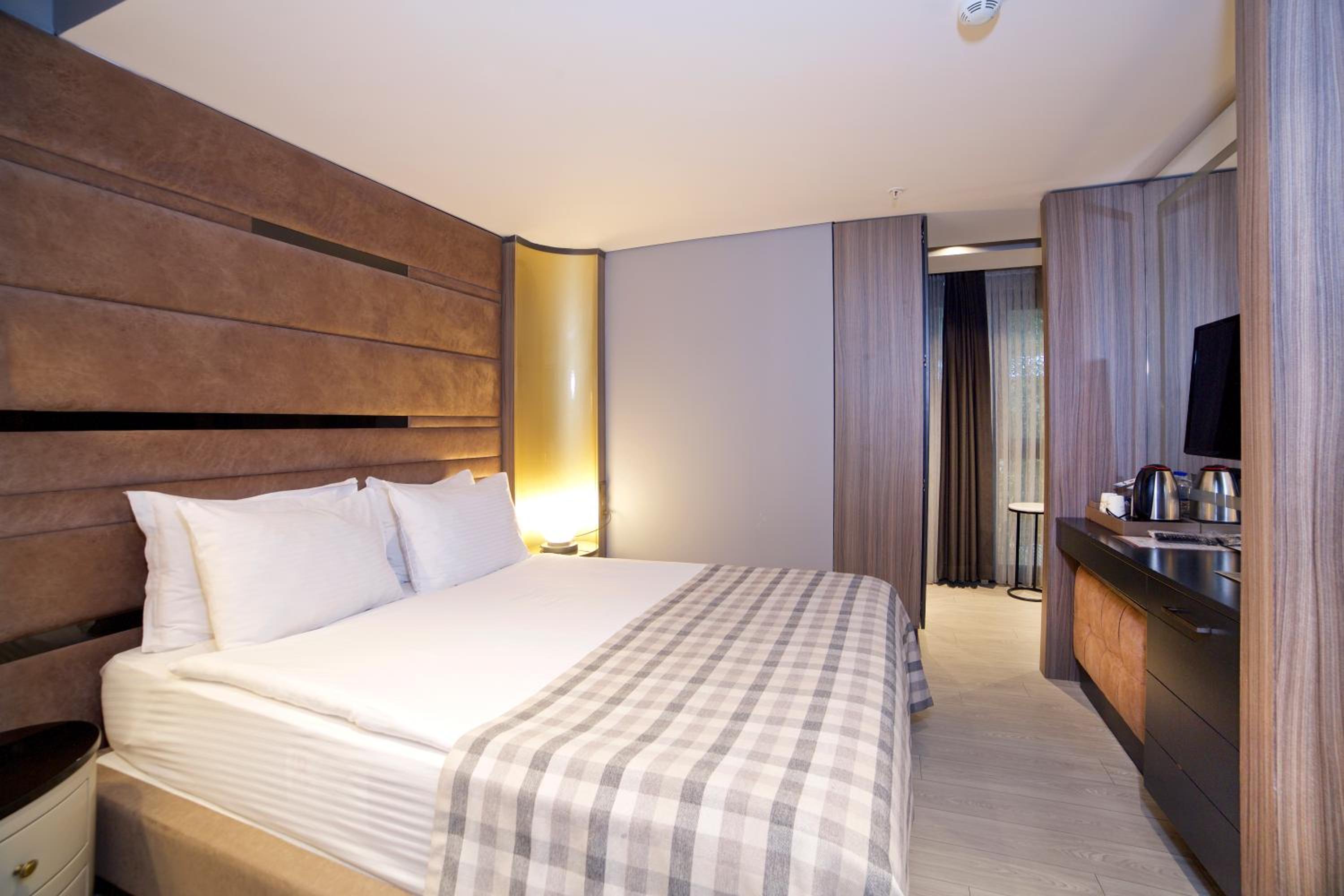 Dosso Dossi Otelleri Laleli - Image 34