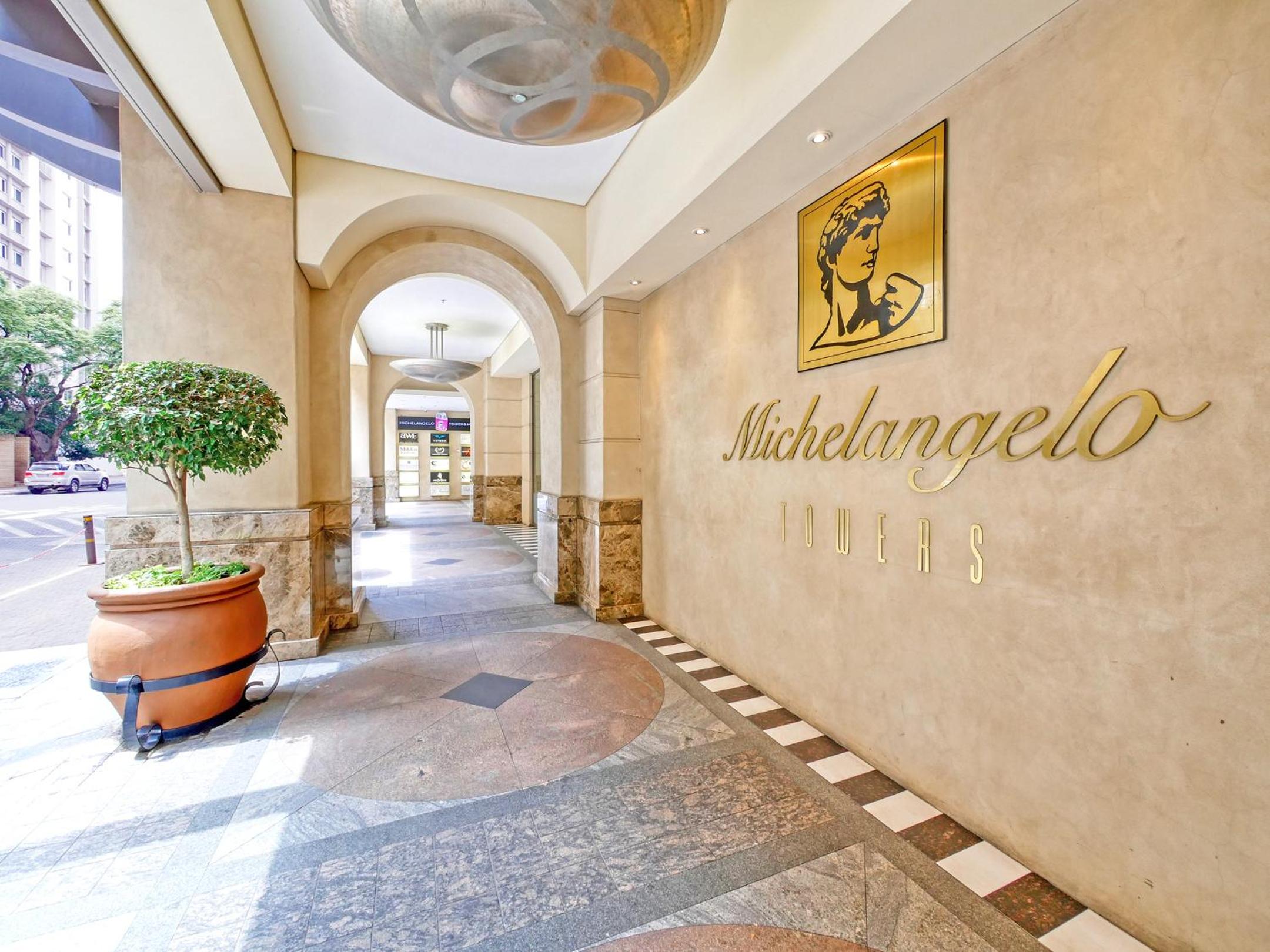 Johannesburg Vacations - Apartment at Michelangelo Towers - Property Image 12