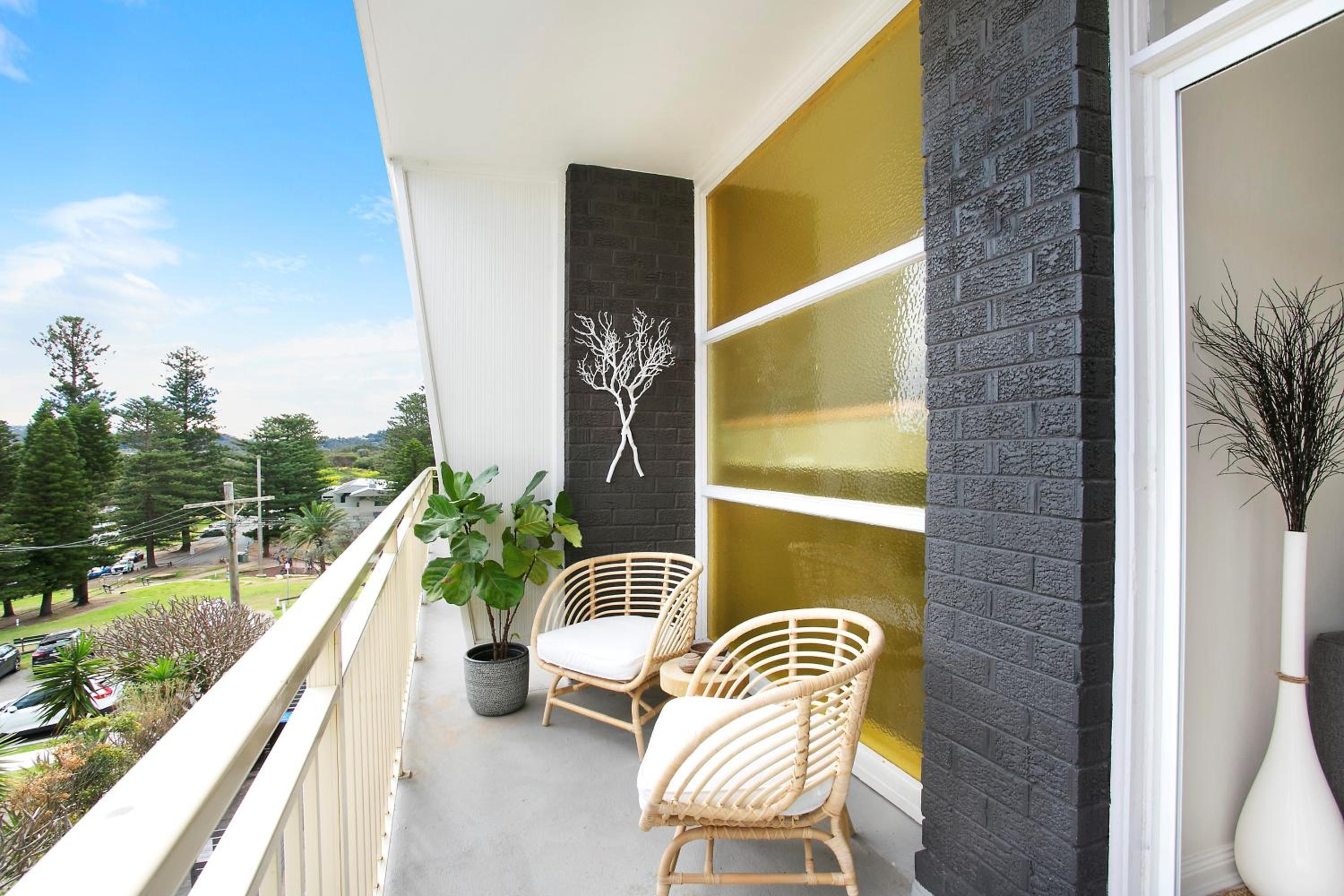 Avalon Beachside Apartment