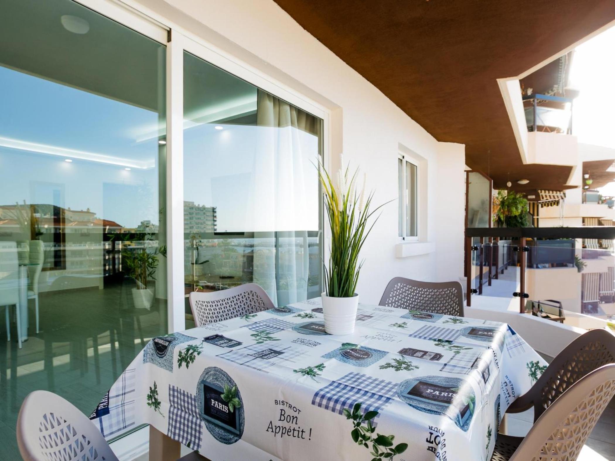 5B Jardines Canarios sul Mar Smart Tv y Fibra view 3
