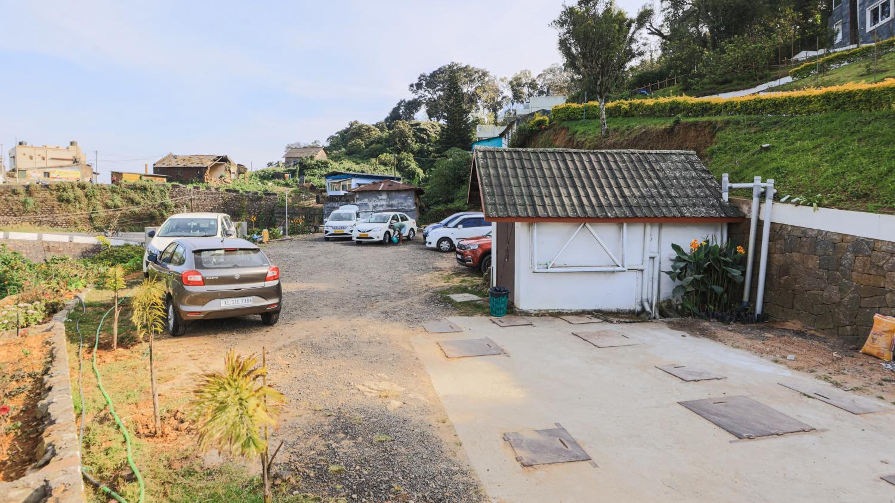 Shola Crown Resort - Munnar