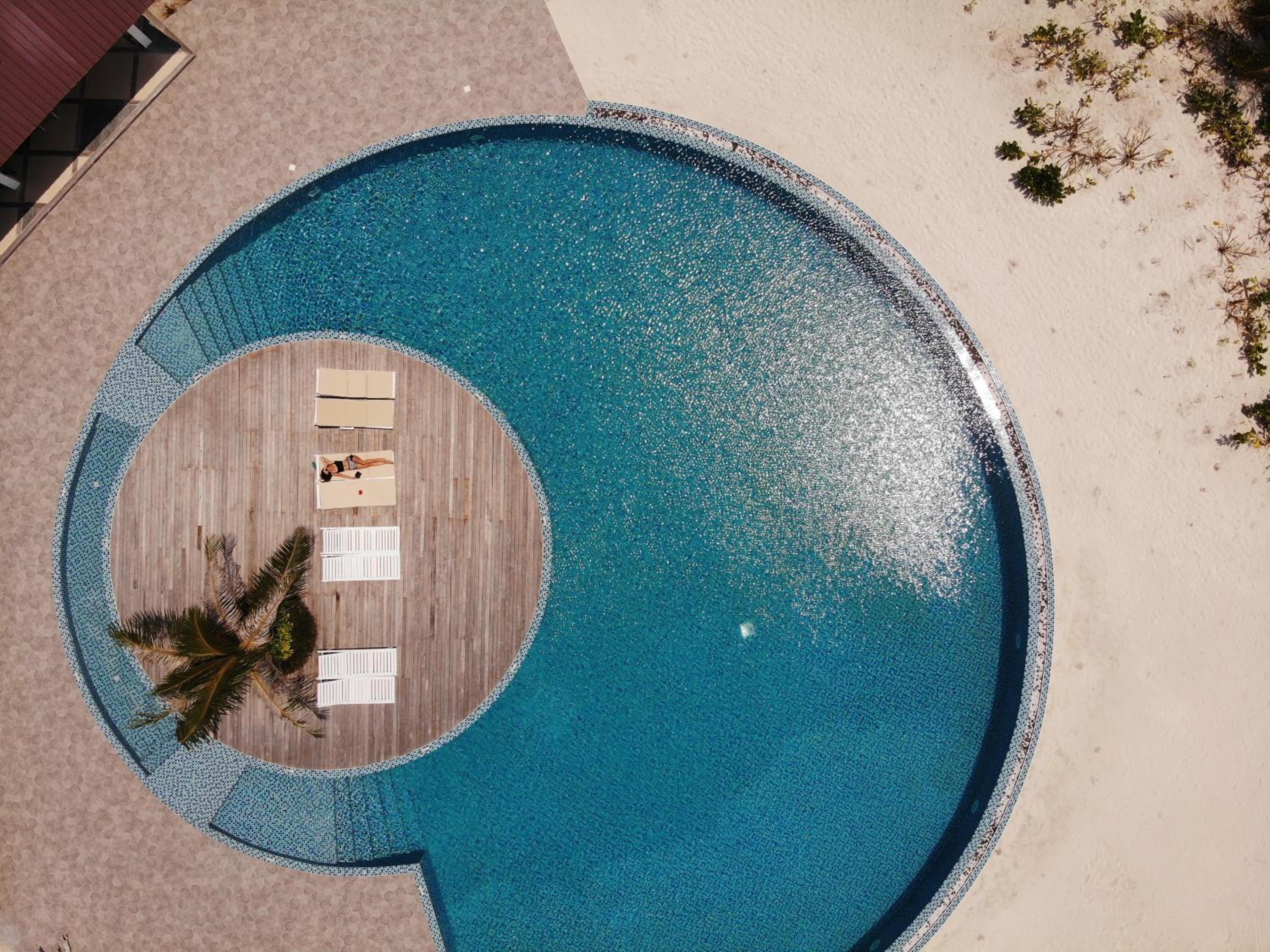 Hondaafushi Island Resort photo 3