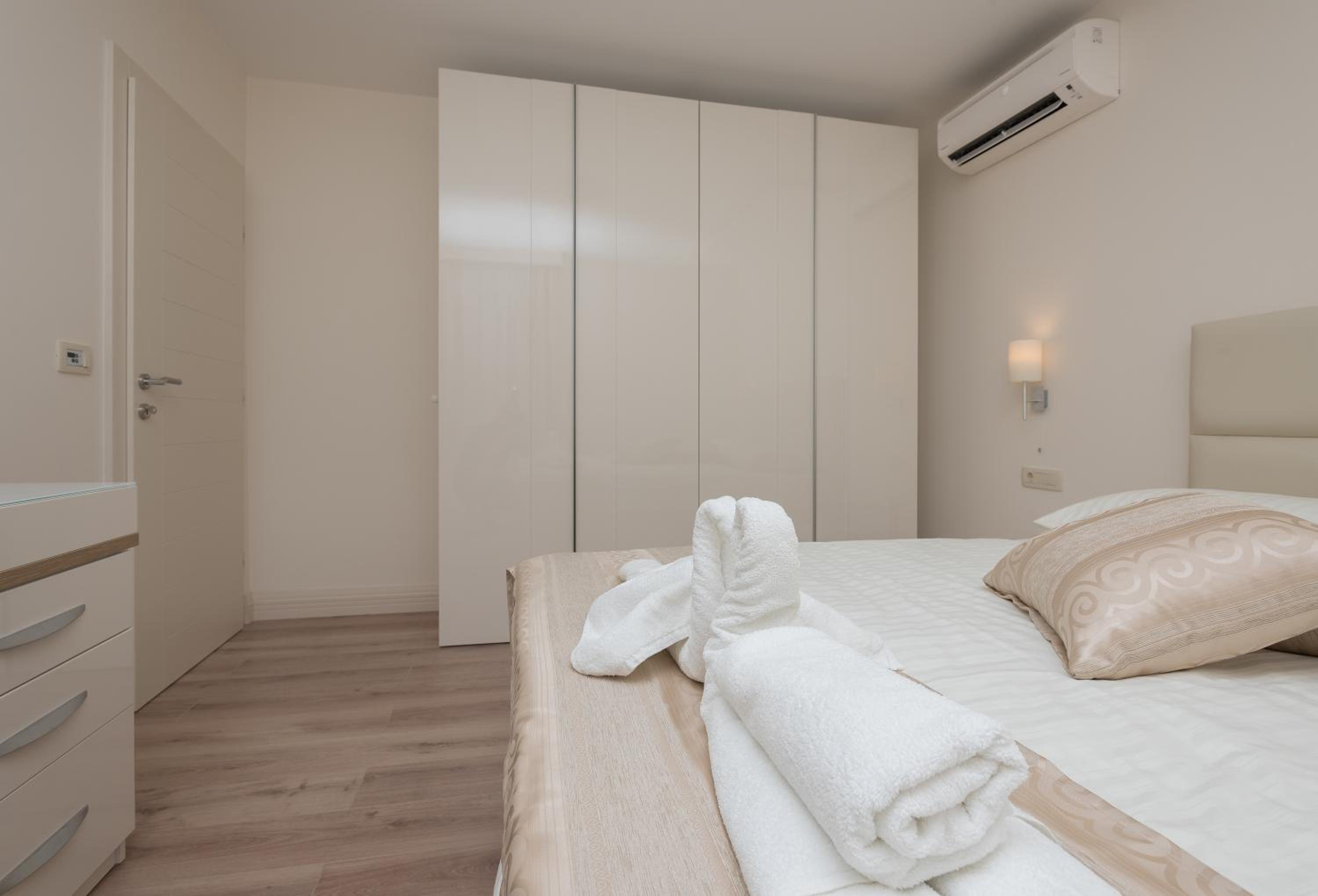 Promajna Leone Erceg Apartments