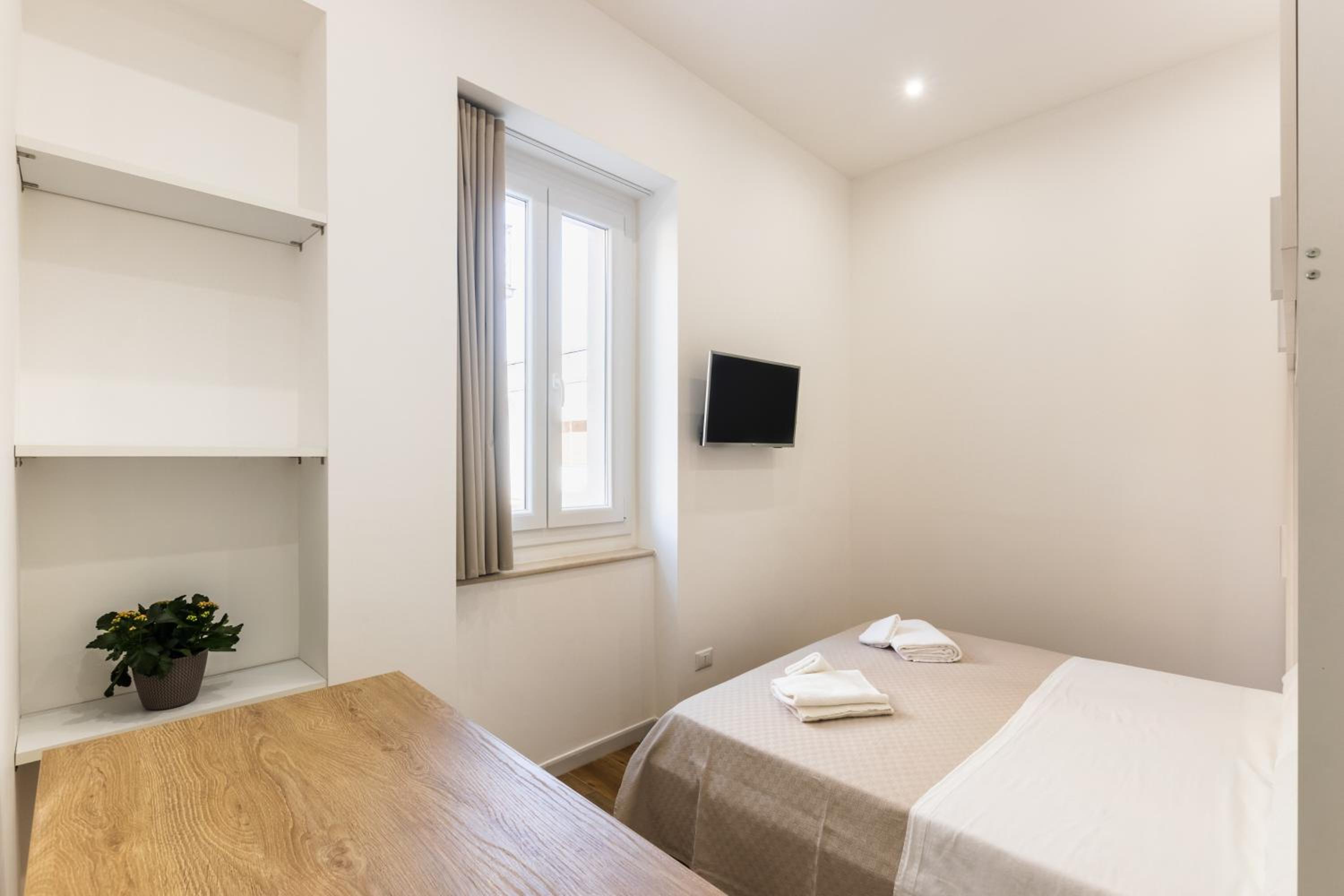 Trisina Rooms view 3