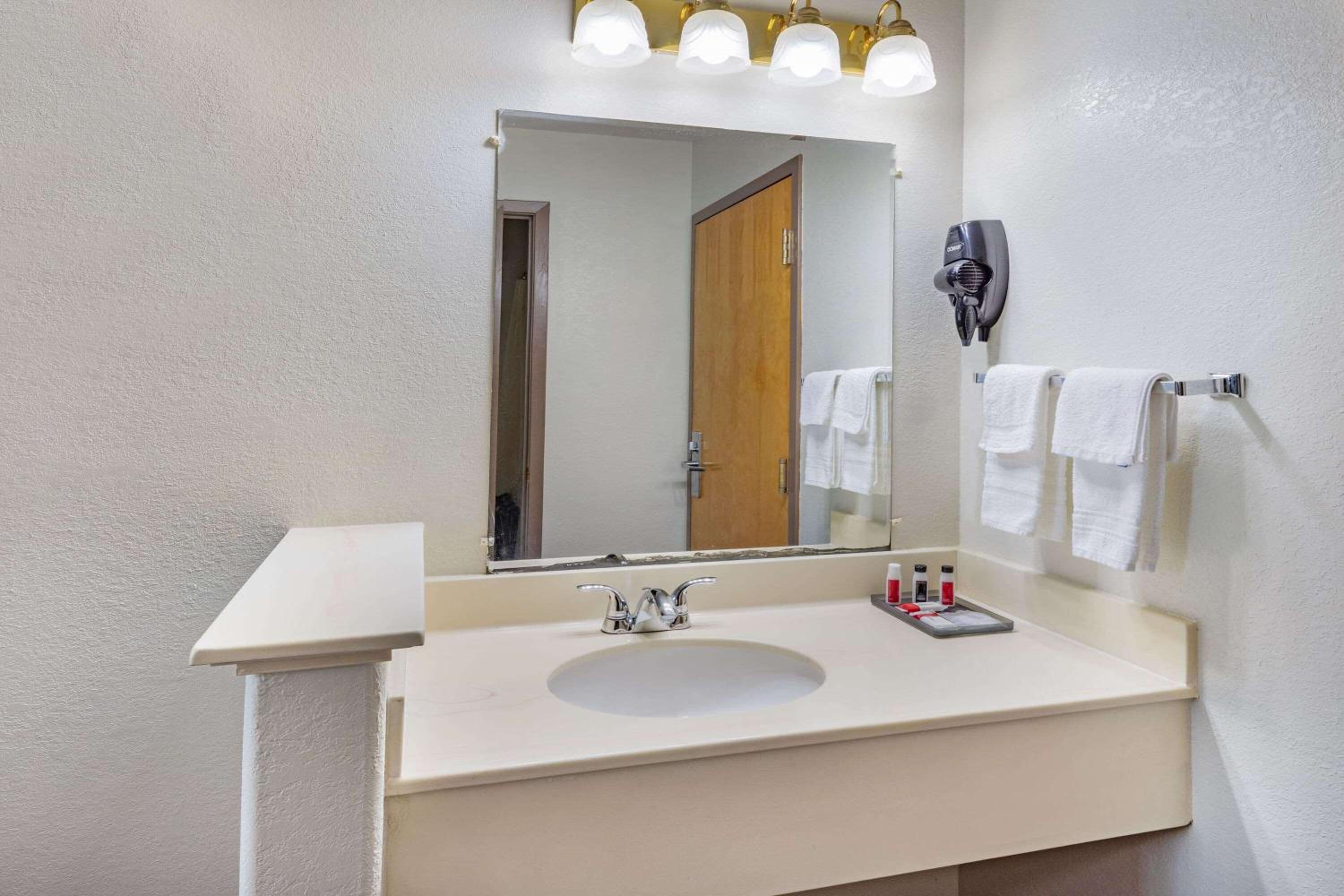 Super 8 by Wyndham Kinder/Coushatta near Casino, Kuva 41
