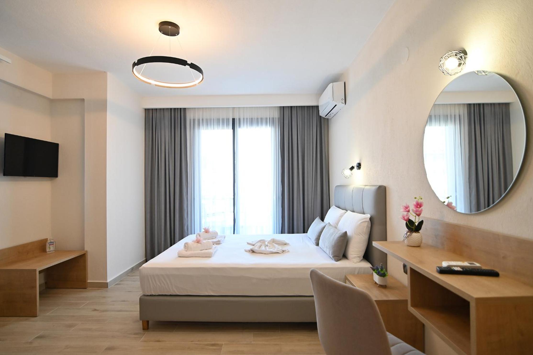 Armonia Luxury Suites