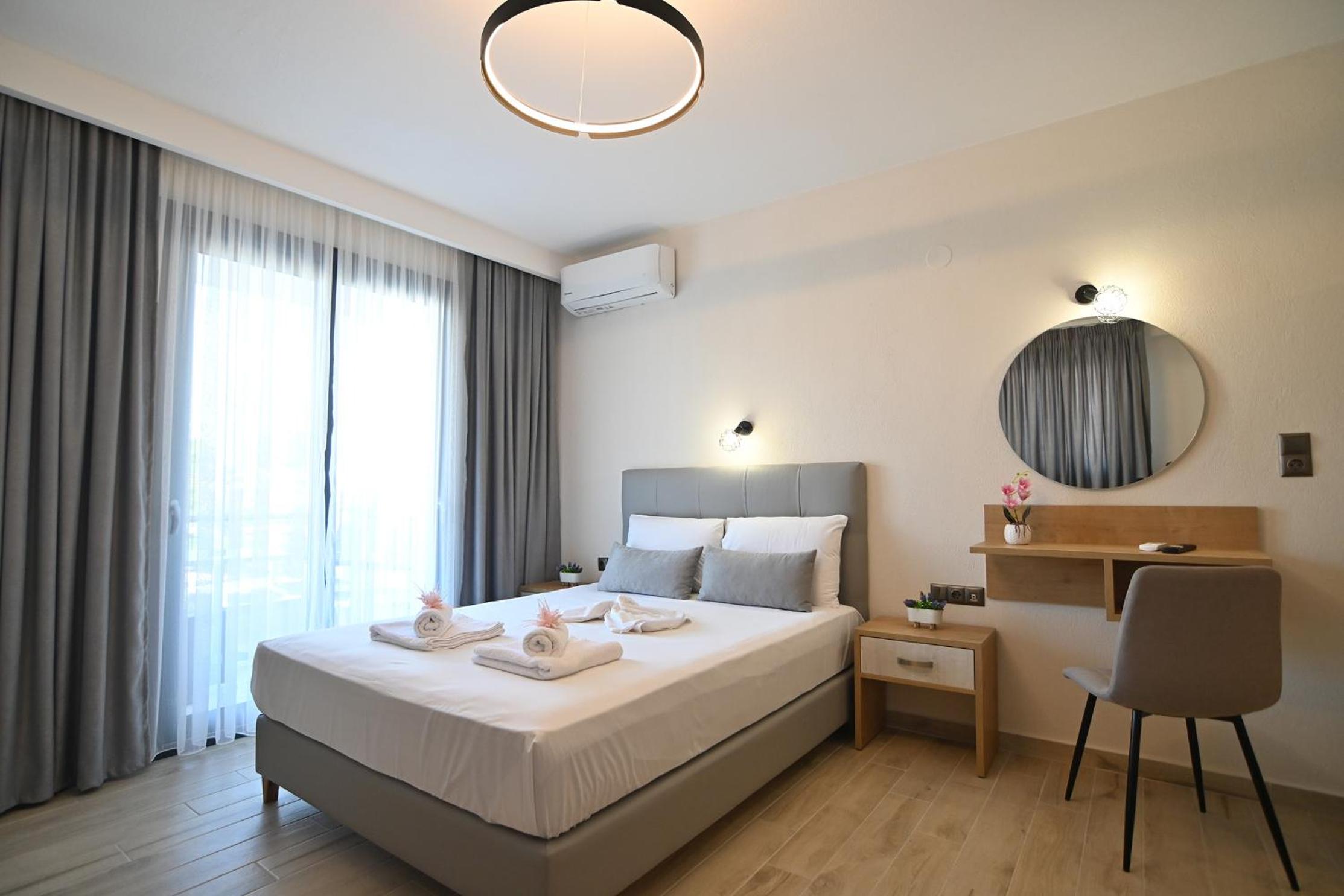 Armonia Luxury Suites