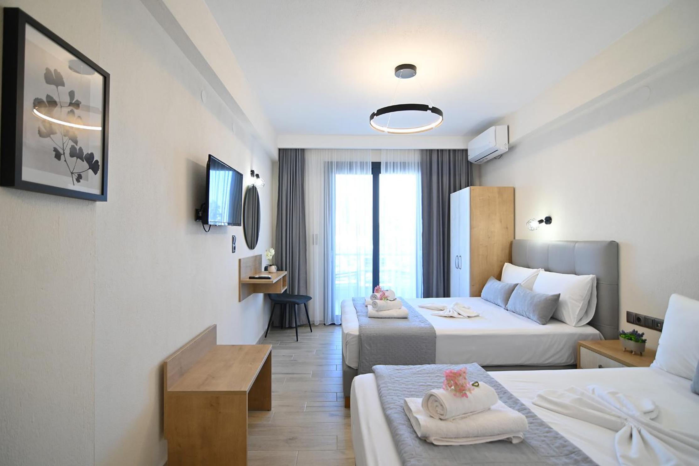 Armonia Luxury Suites