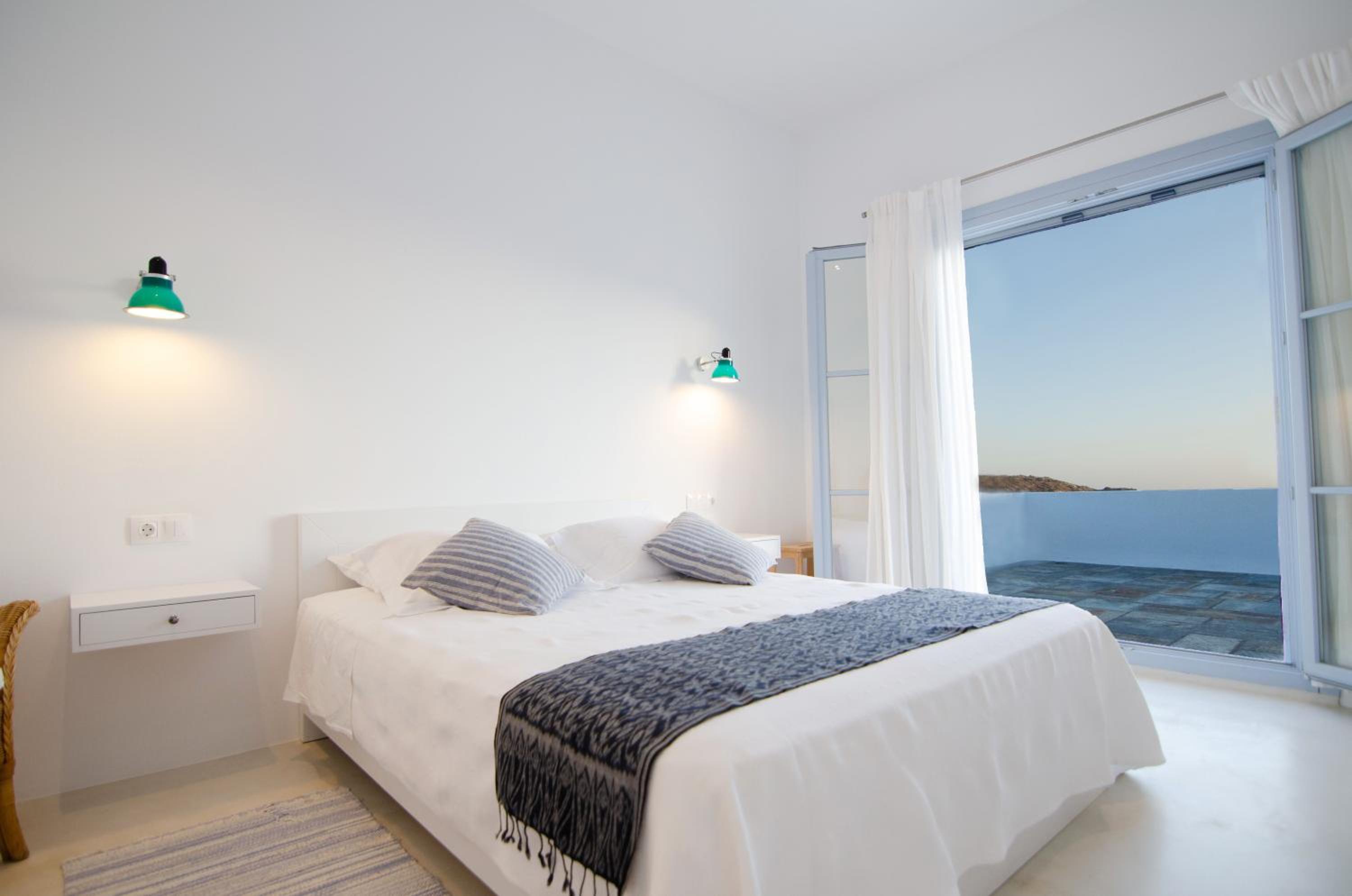 Theros apartments 1