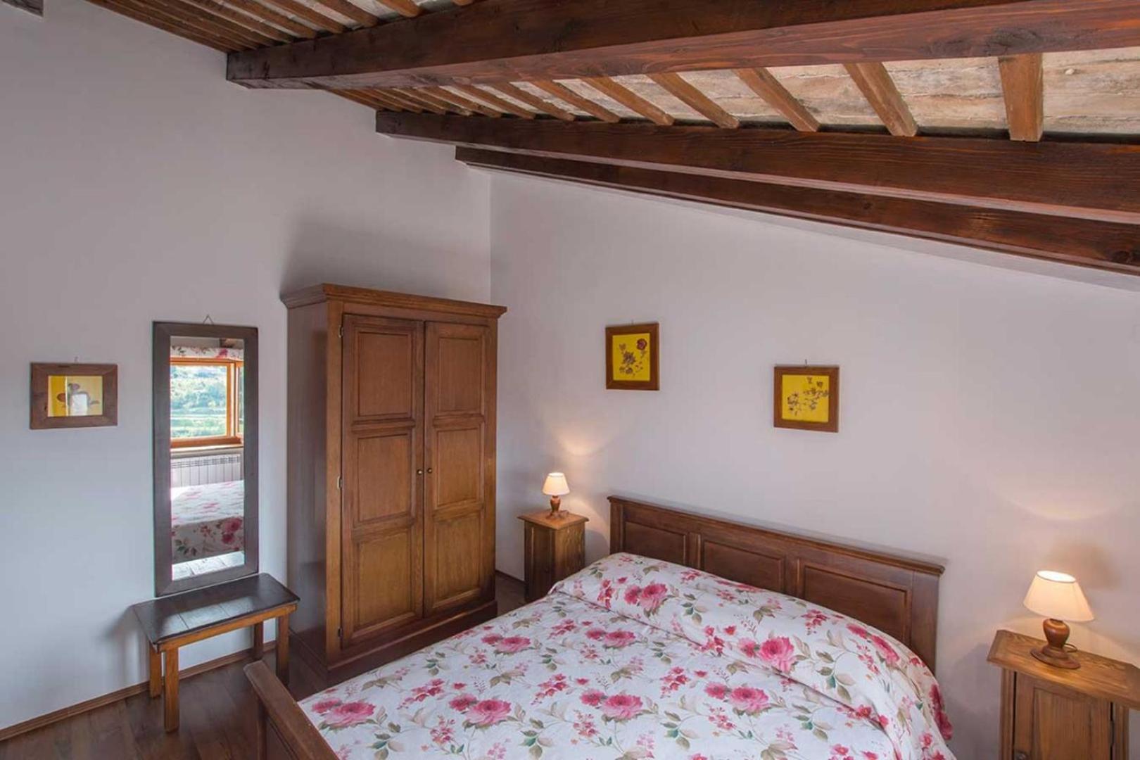 Villa Belle with pool for max 12 Persons in Oprtalj view 2