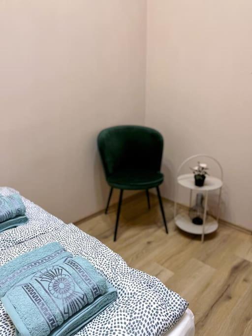 Buda Castle Charming 2 bedrooms view 5
