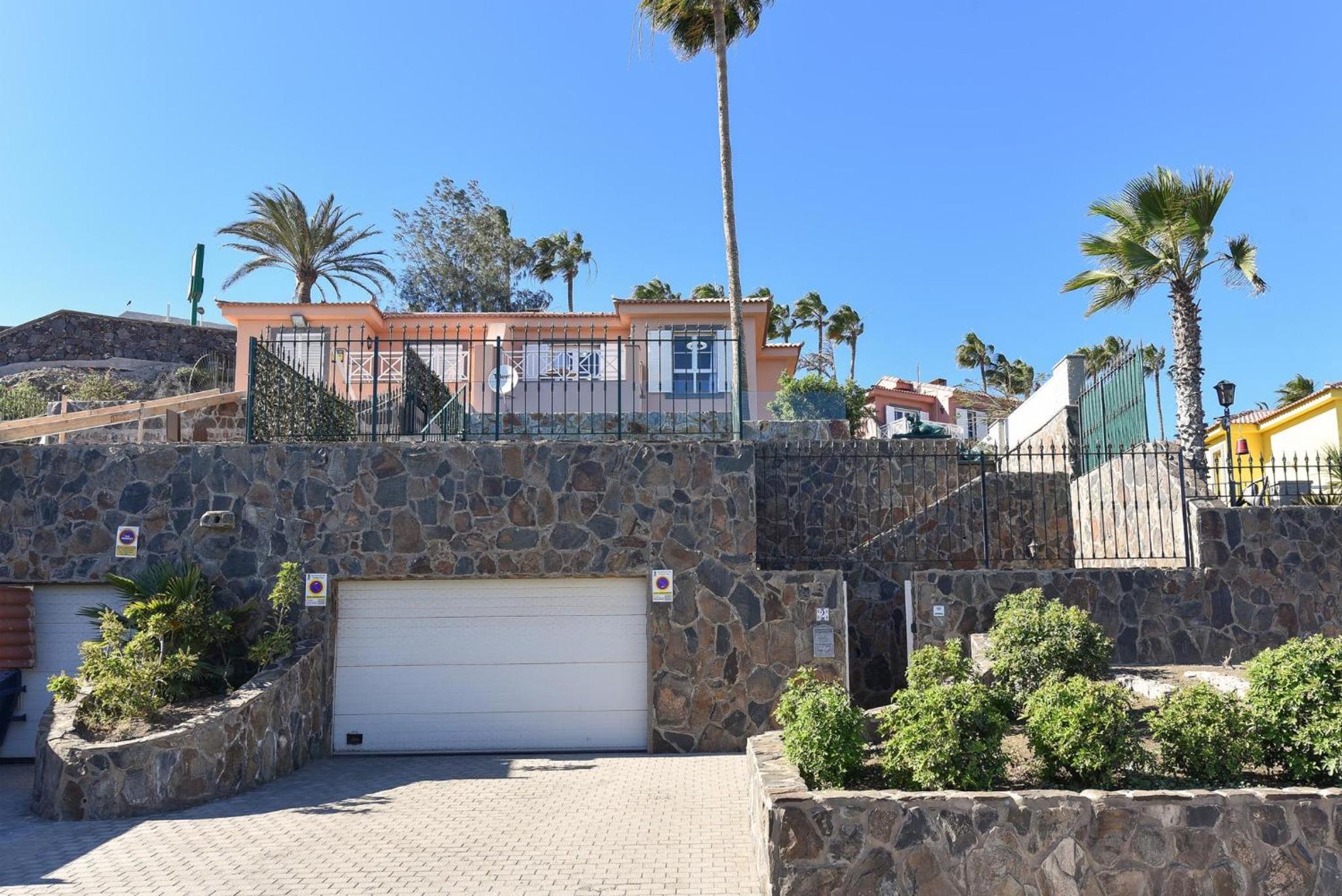 Chalet Santa Ana 2 by VillaGranCanaria