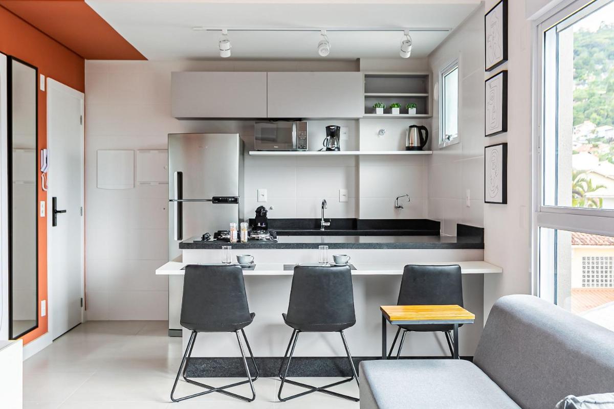 Apartamentos completos ao lado da UFSC