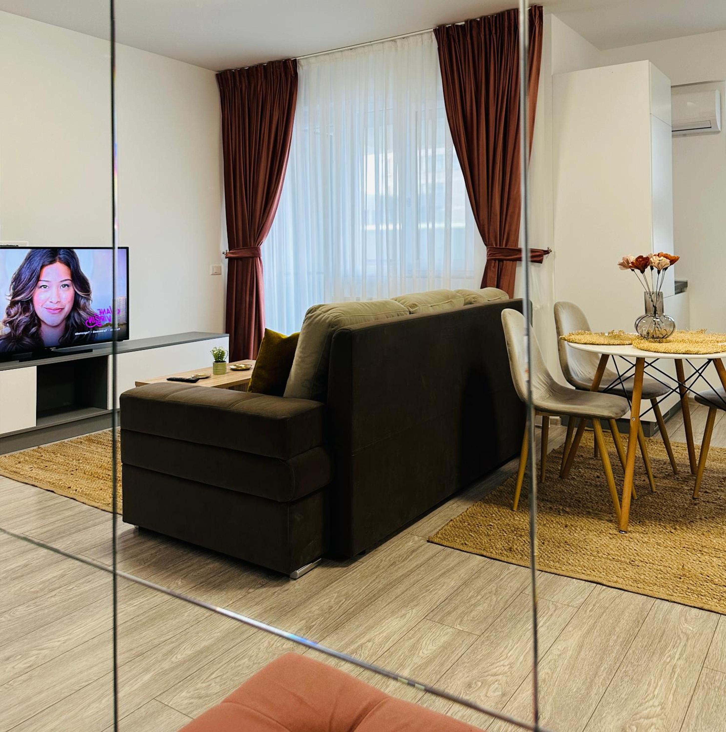 Cozy Living Near Palas Mall view 3