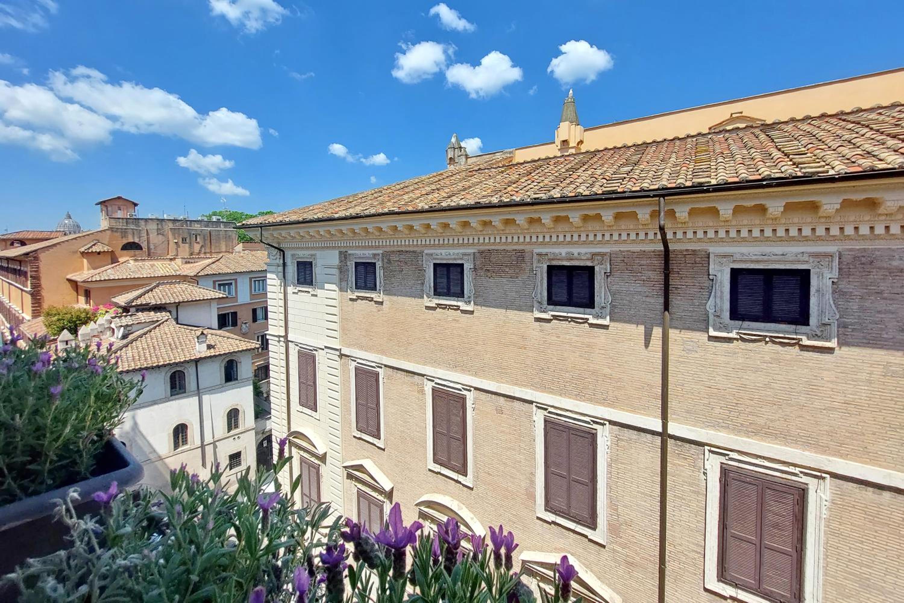 YCH-Penthouse Fiammetta a Piazza Navona