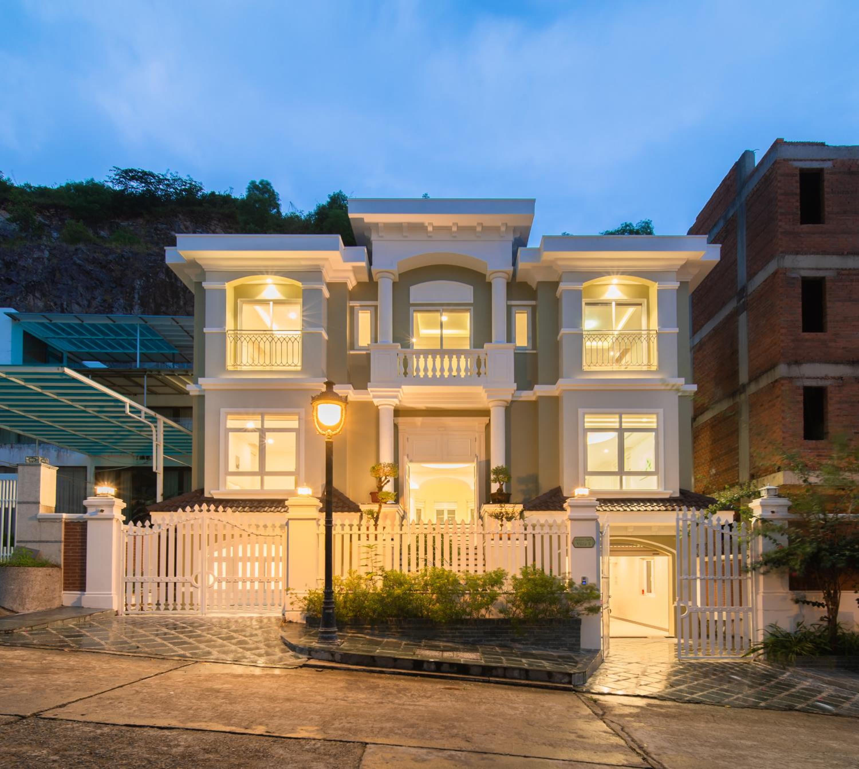 Abogo Ocean Front Villa Nha Trang