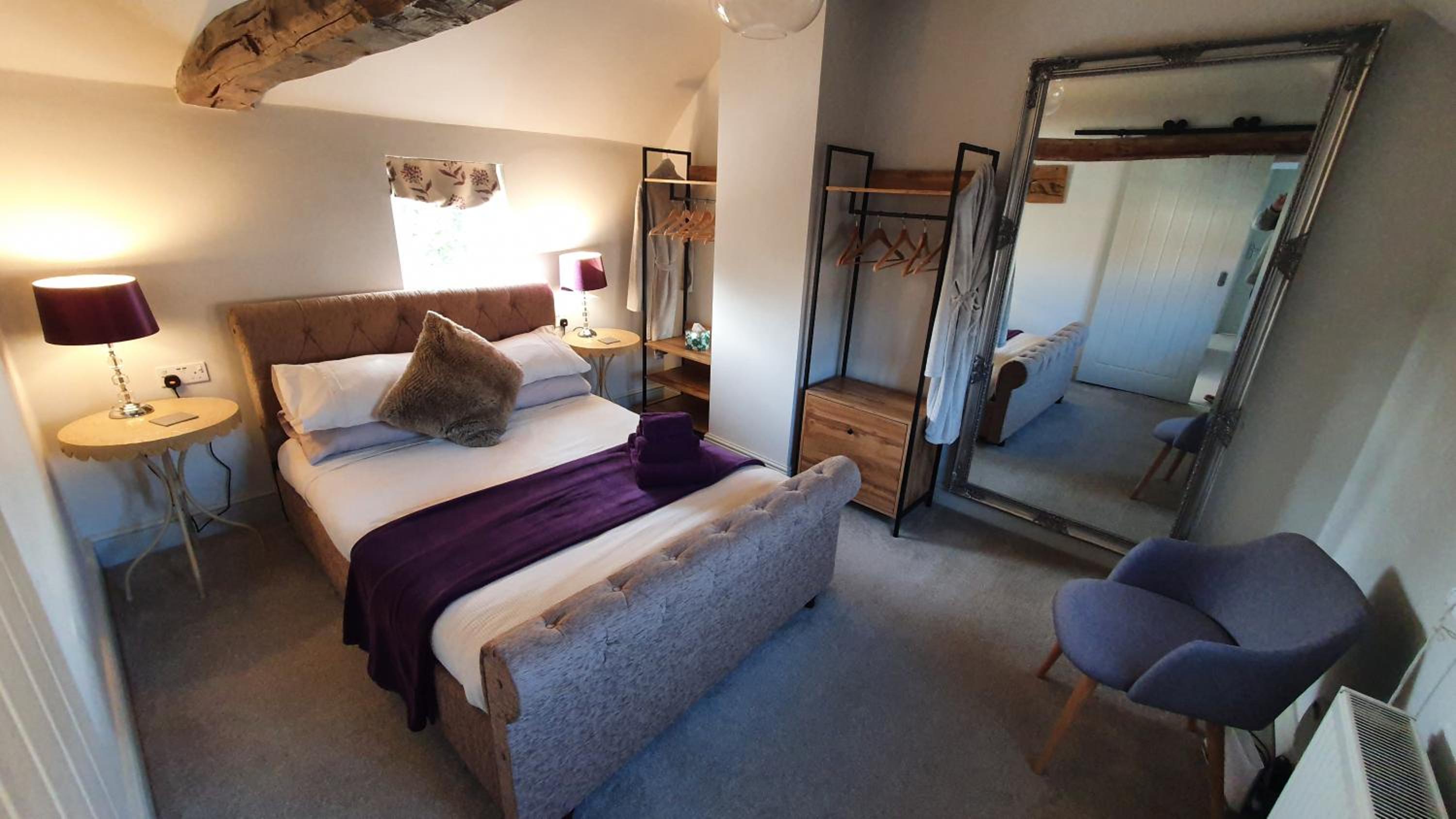 Holly Cottage, Hidden gem in the Yorkshire wolds view 2