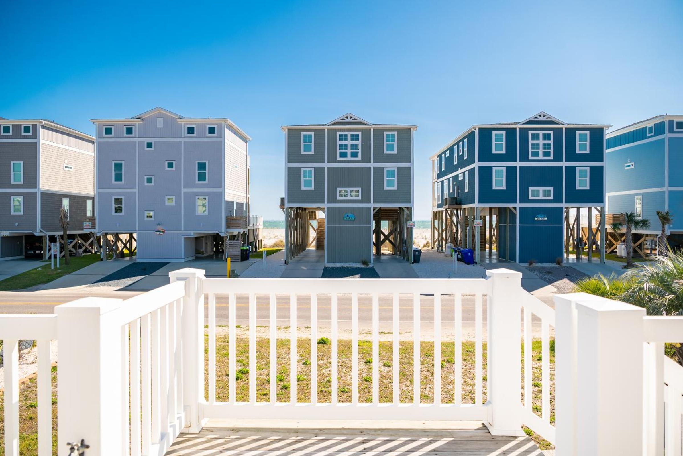 Beach Joy by Oak Island Accommodations view 3
