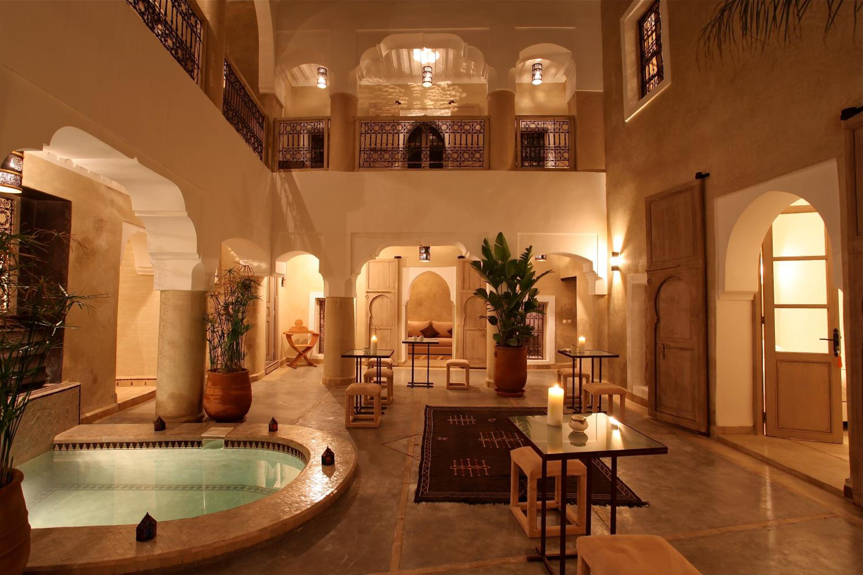 lounge