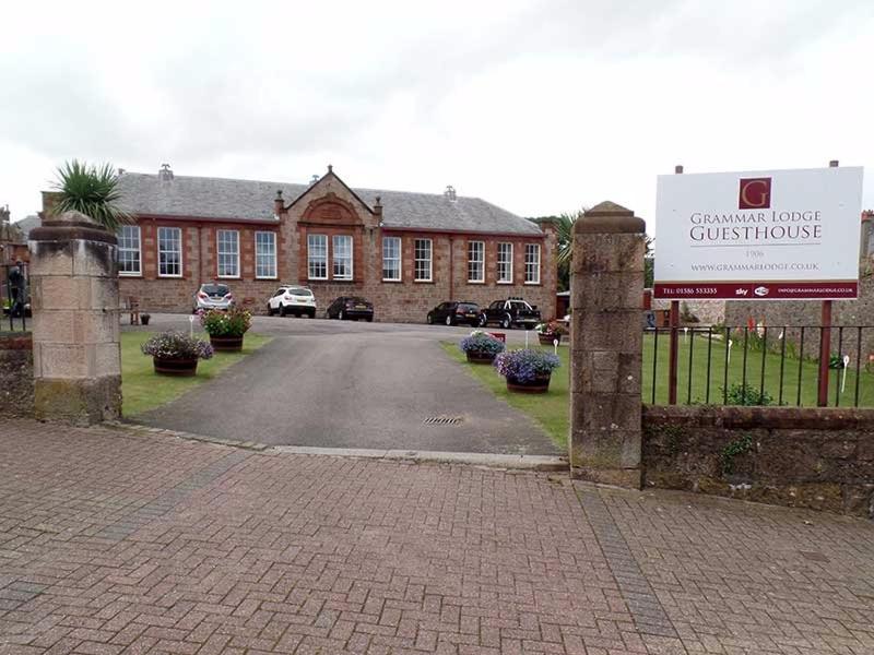 Hotel Grammar Lodge Guest House - Image 1