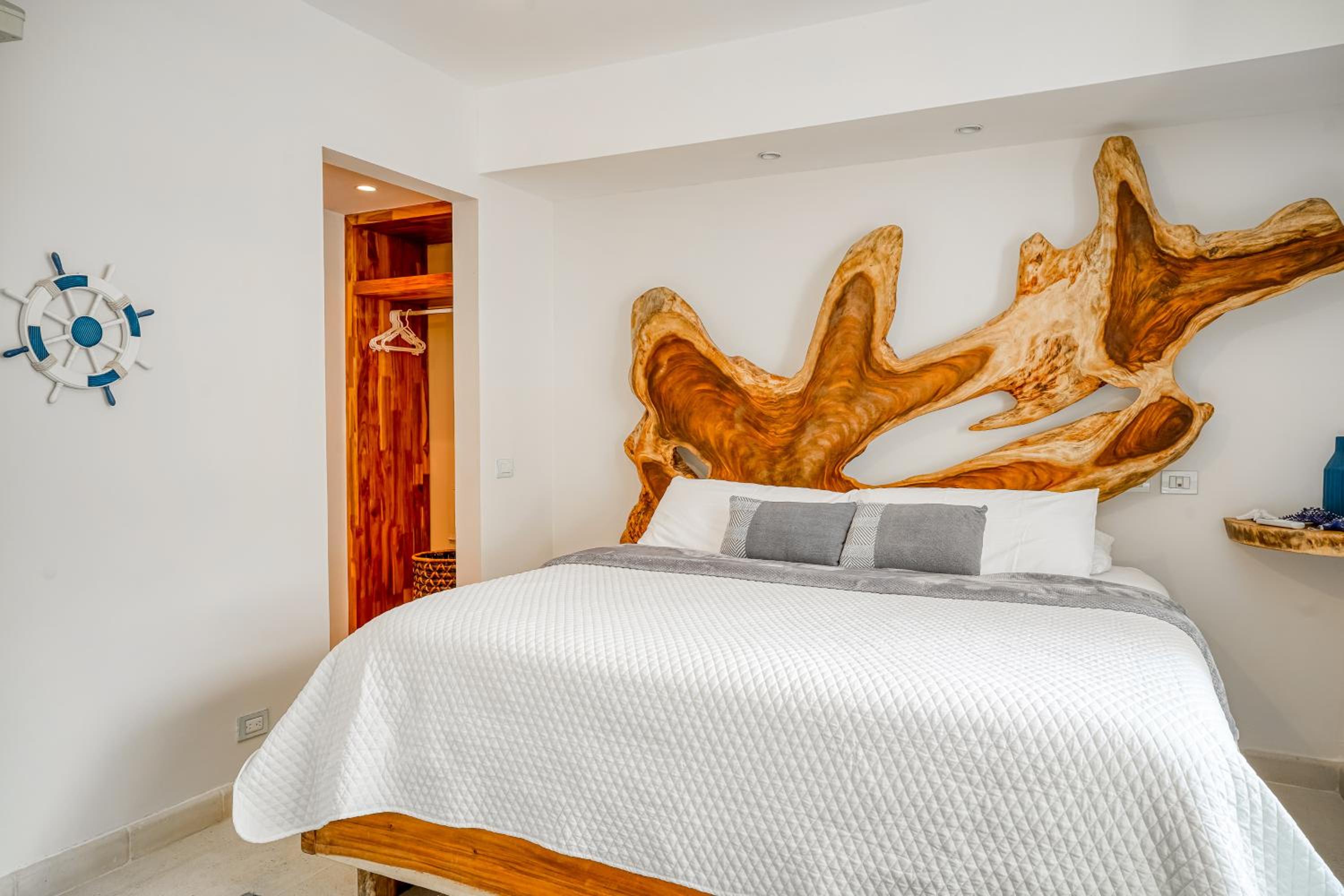 Hermosa Waves A2 - Property Image 2