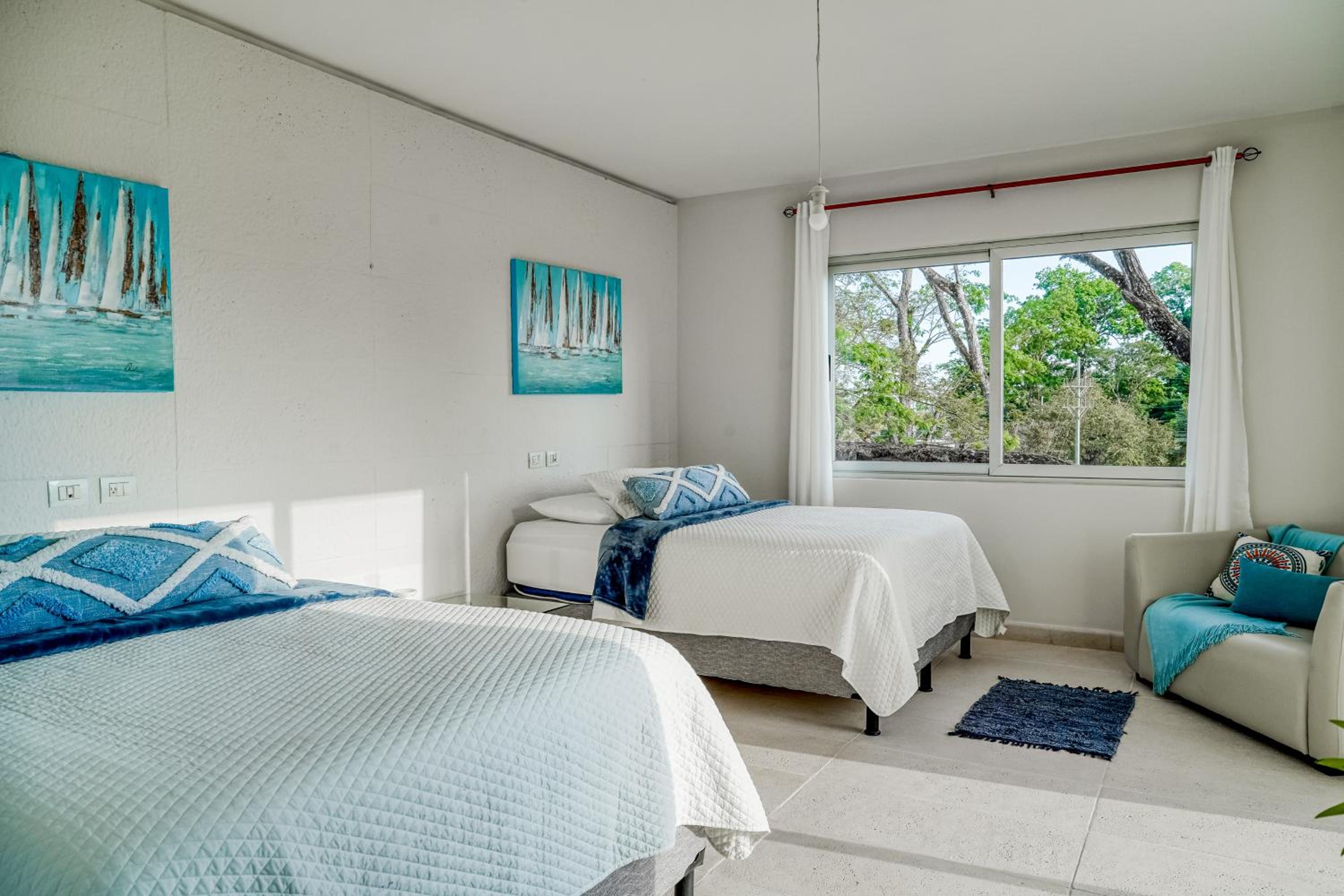 Hermosa Waves A2 - Property Image 8