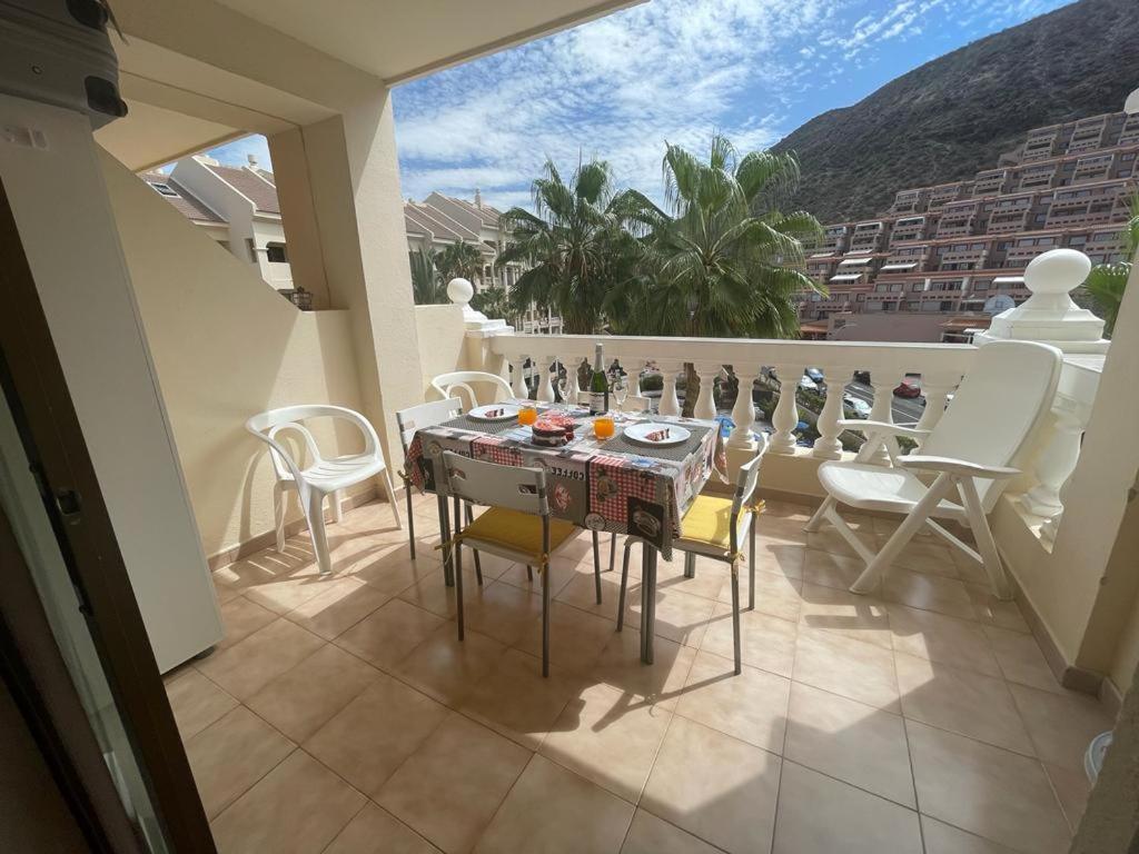 DORY HOUSE LOS CRISTIANOS
