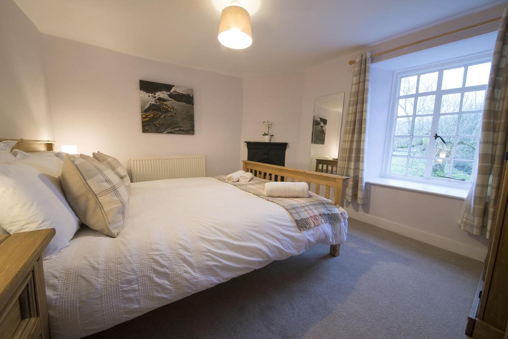 Low Bowkerstead Cottage Grizedale Forest & Satterthwaite view 3