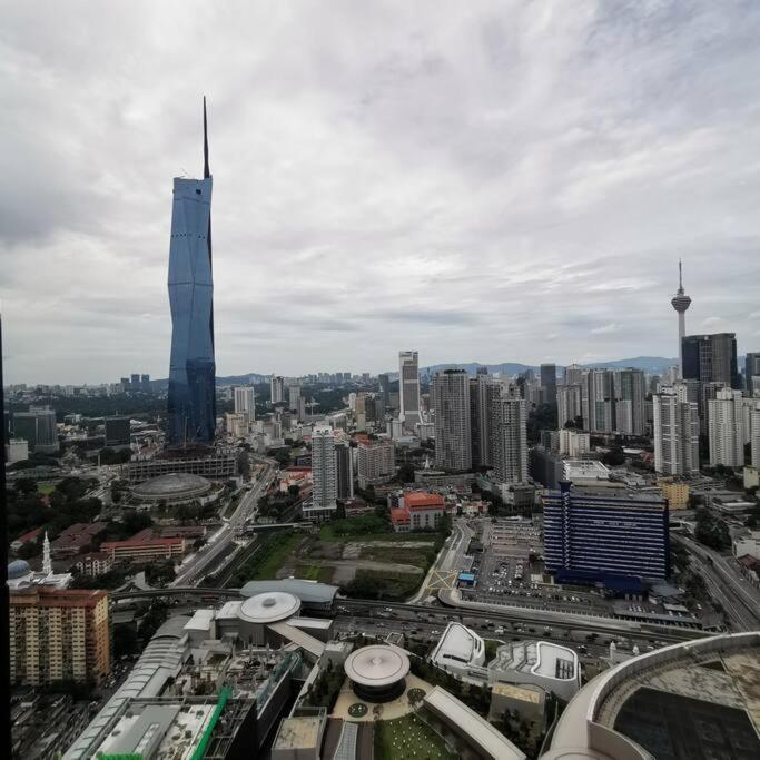 BukitBintang-KLCC-Pavilion-2-12pax-InfinityPool-Netflix-Balcony-SuperFastInternet