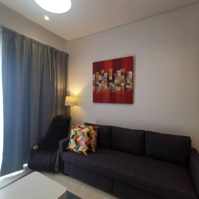 BukitBintang-KLCC-Pavilion-2-12pax-InfinityPool-Netflix-Balcony-SuperFastInternet