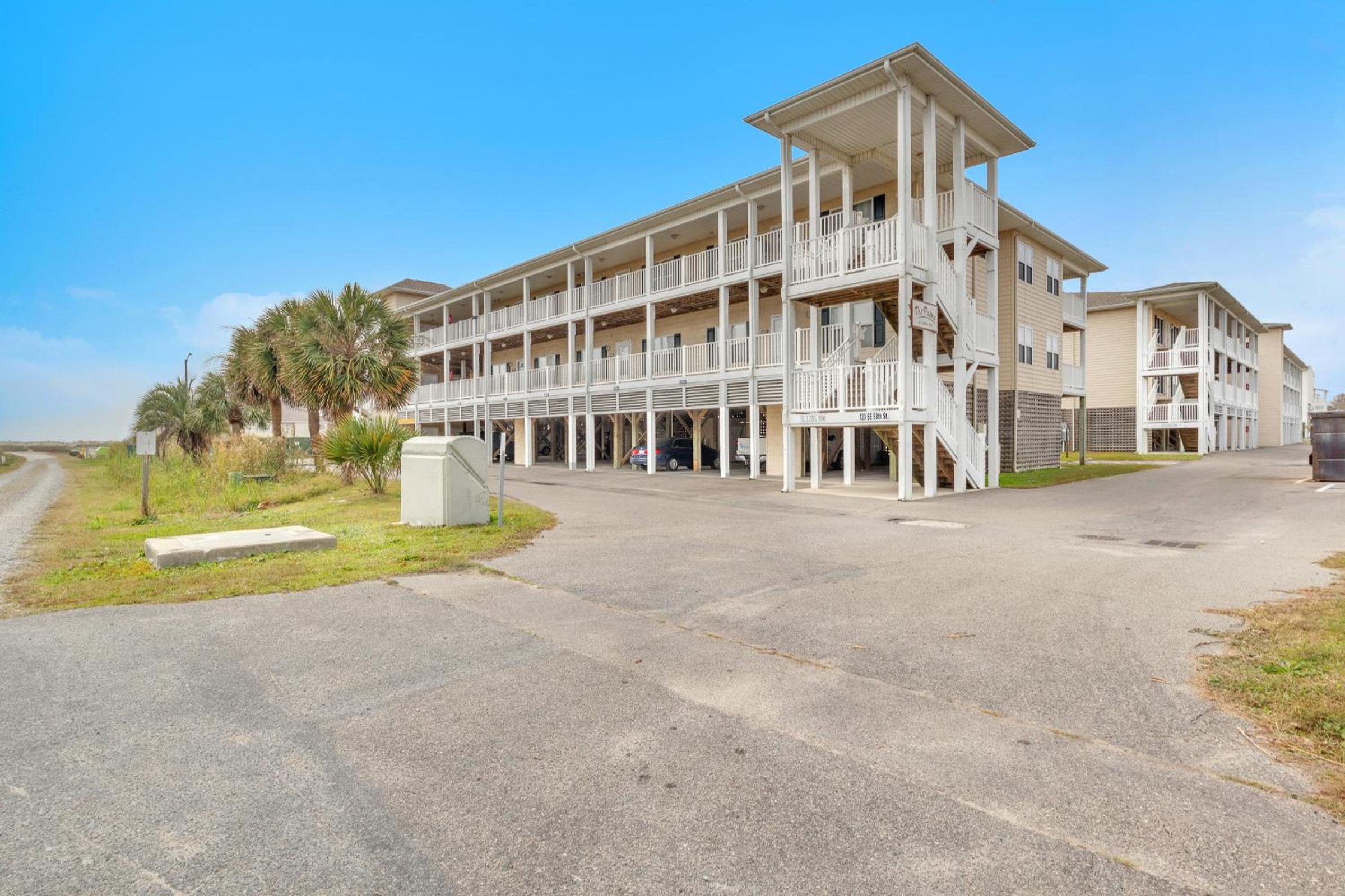 Sol Retreat by Oak Island Accommodations