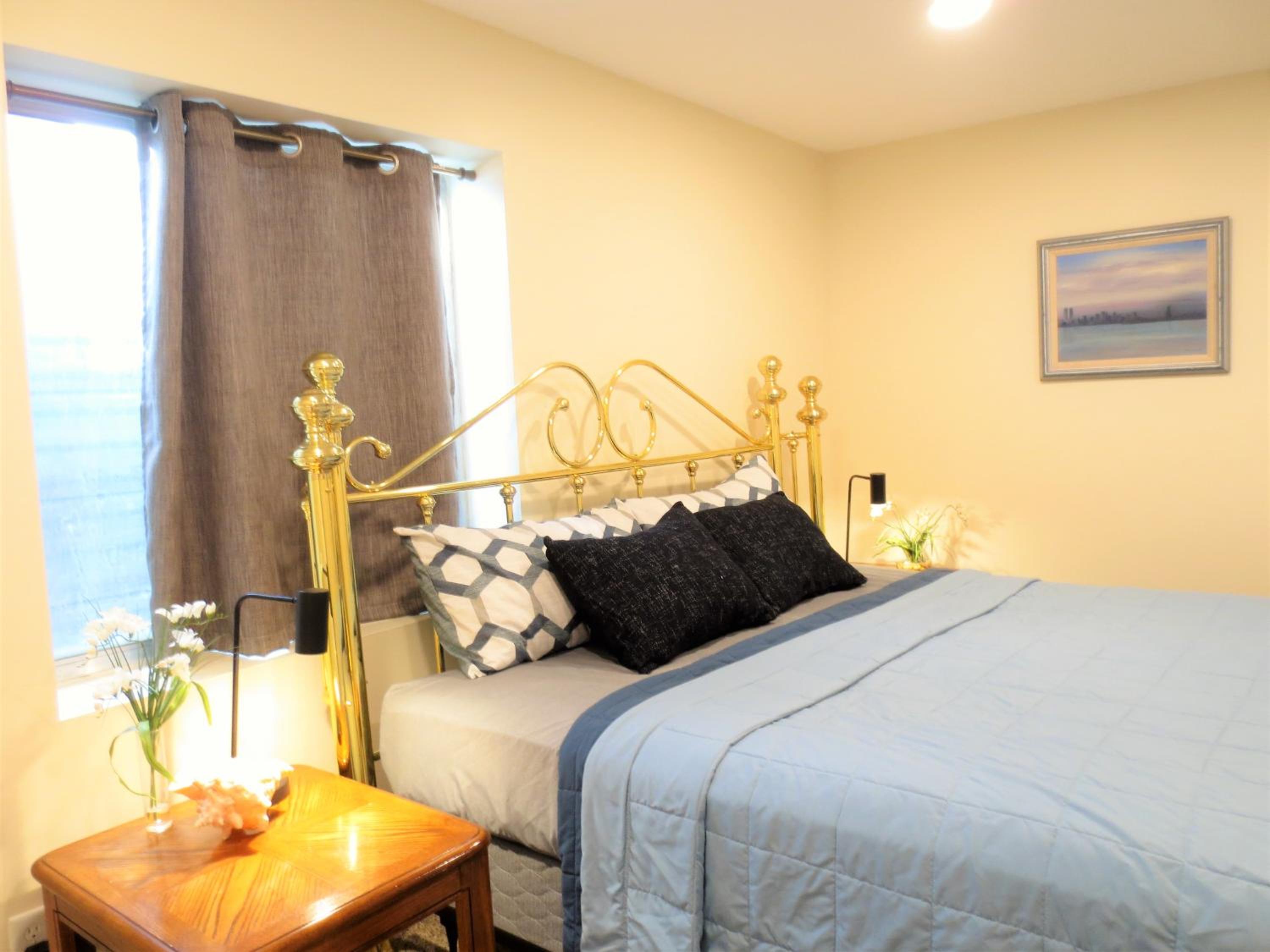 Salt Lake City Vacations - Entire Huge Basement! Fast Wifi! Private Entrance! - Property Image 4