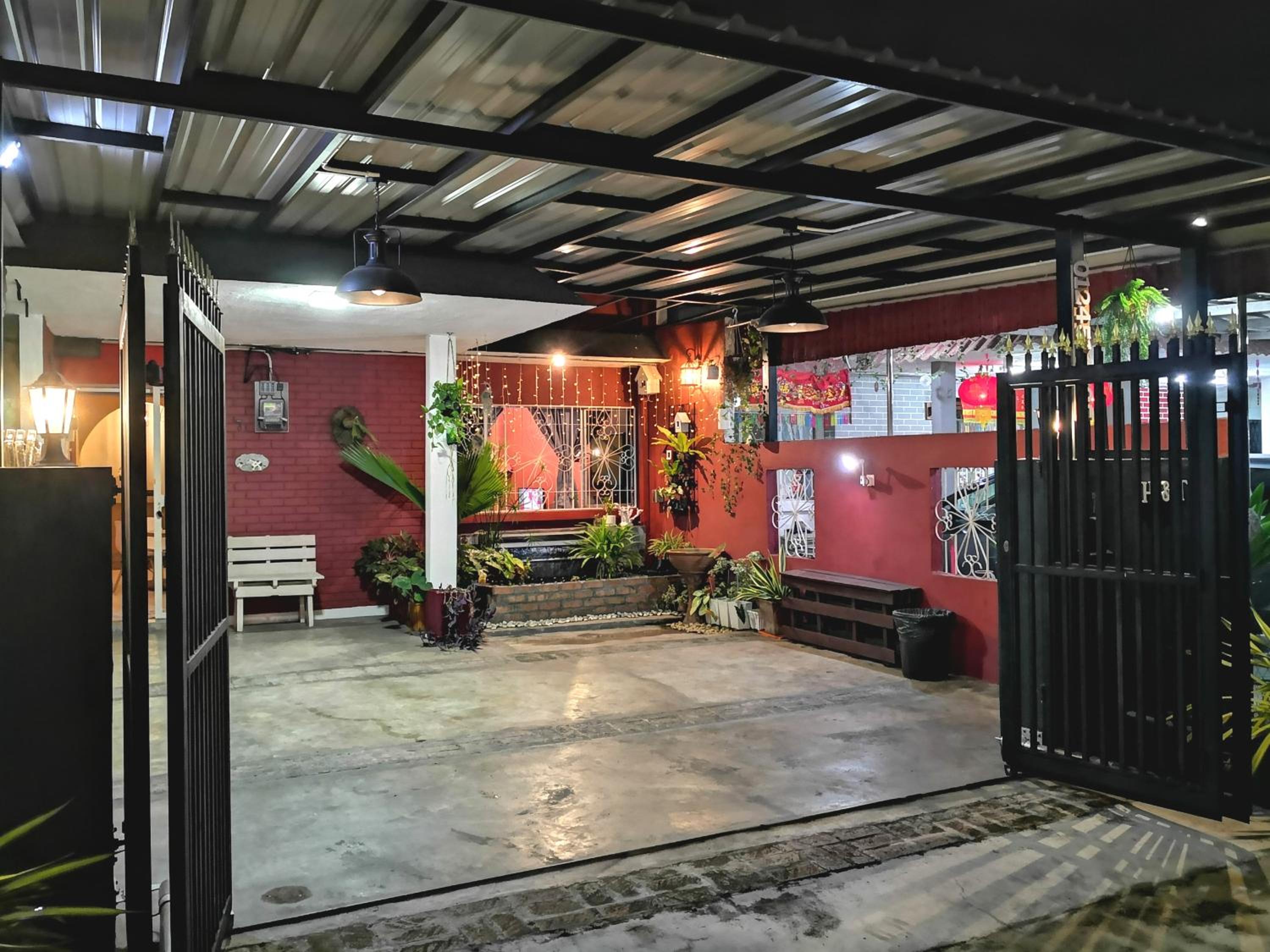 H&T Vintage Decor Homestay photo 8