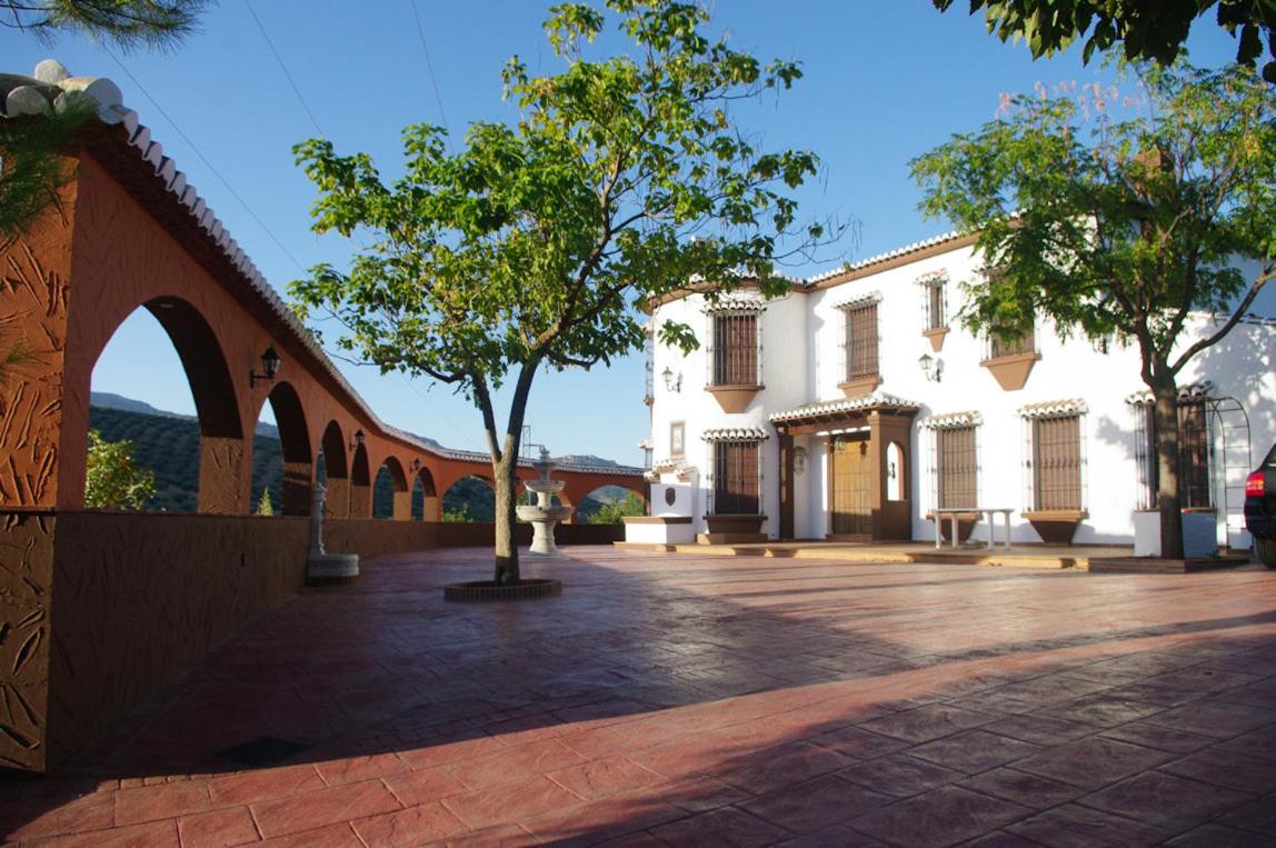Cortijo Los Arcos - Lujo rural con piscina y vistas espectaculares en Málaga