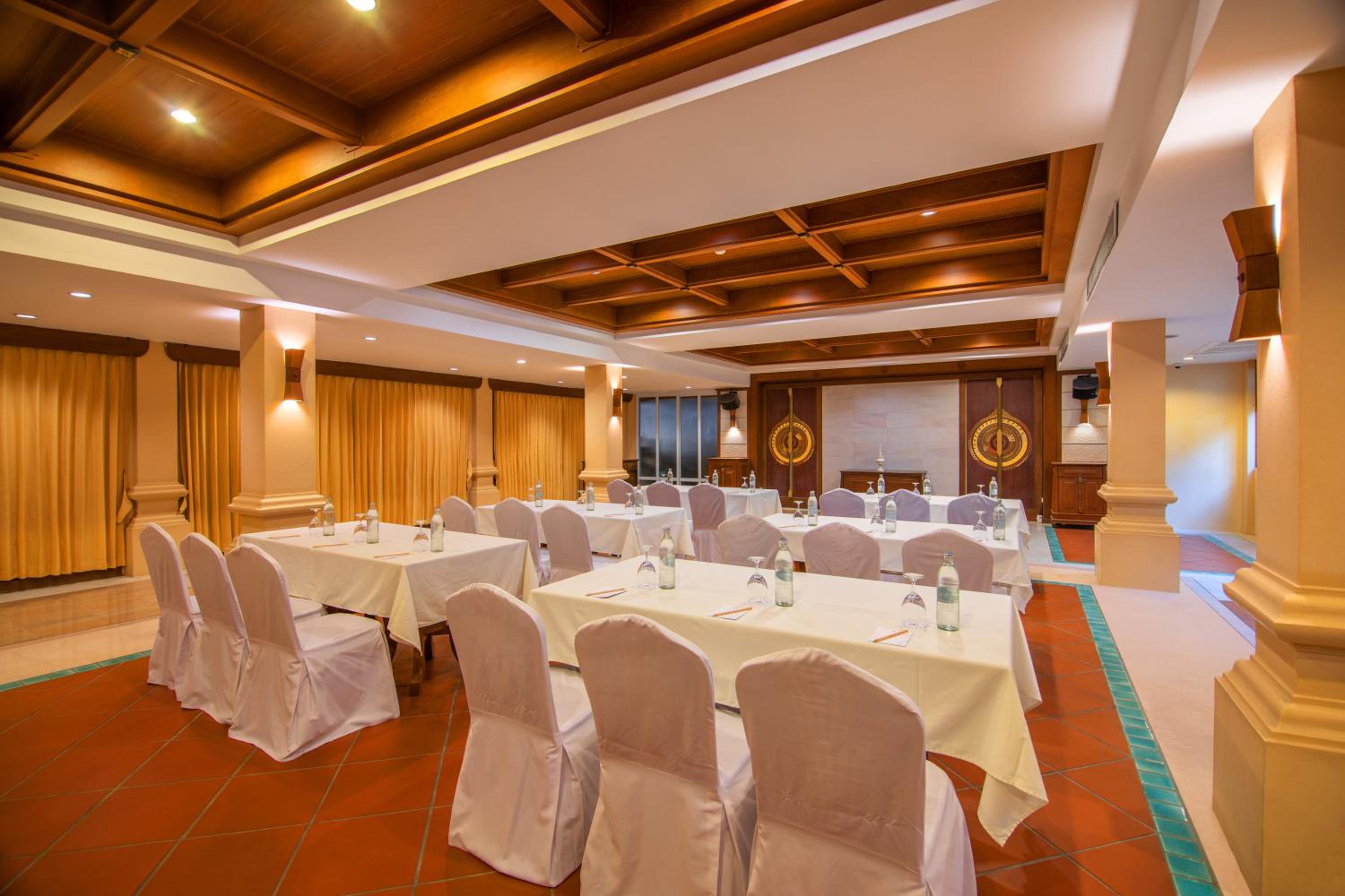 Avalon Beach Resort Pattaya