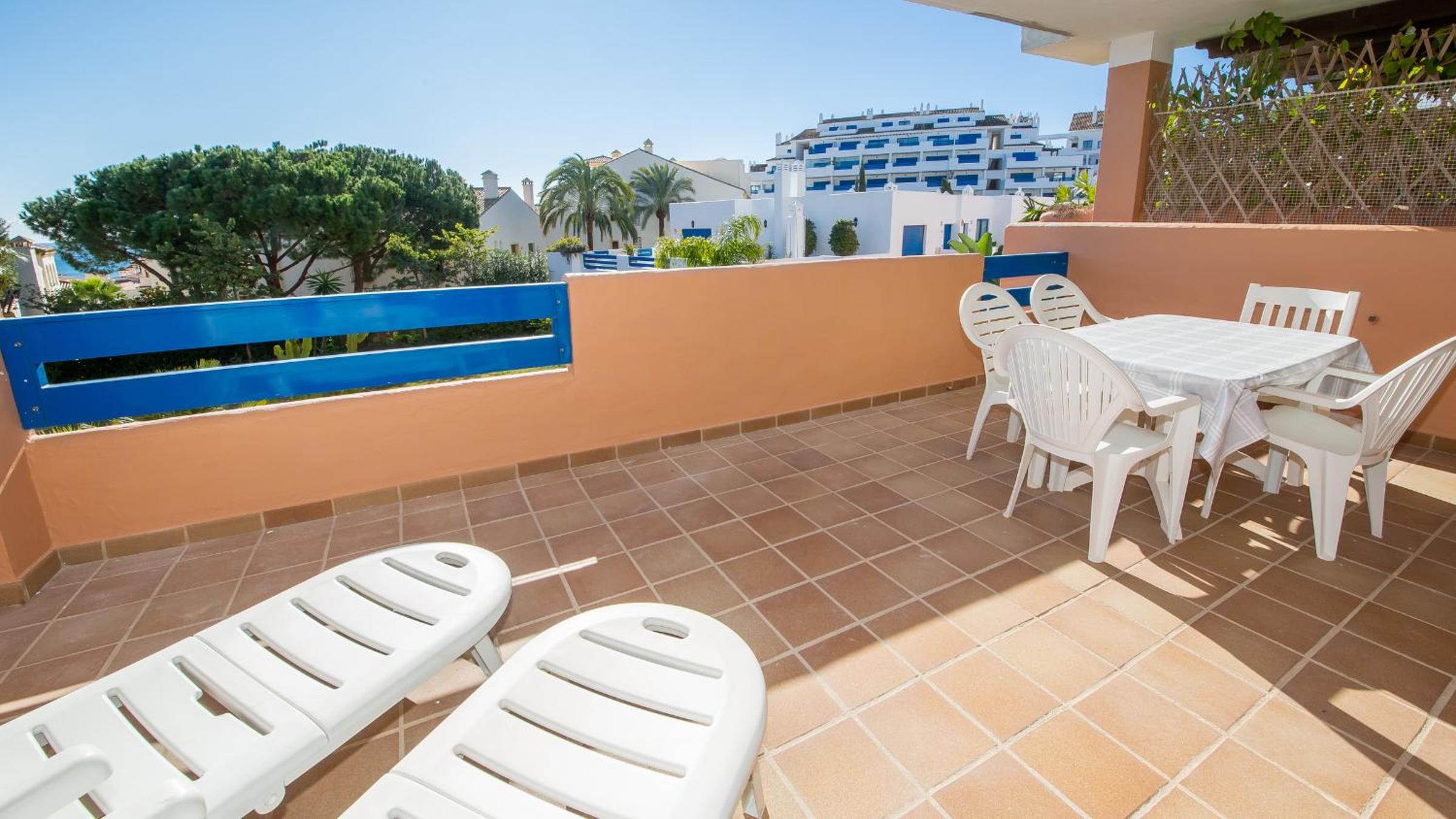 Duquesa Suites 206 view 3